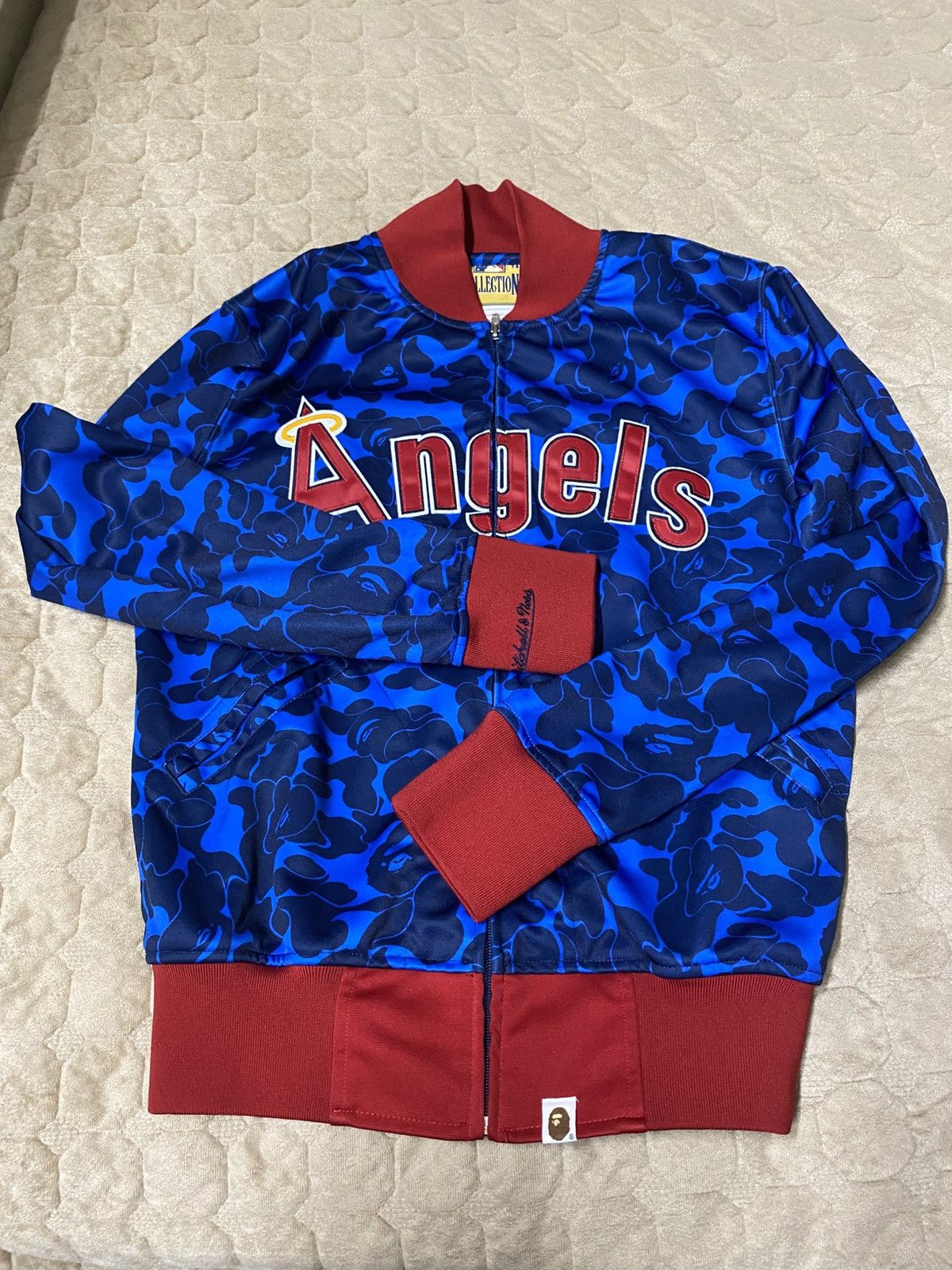 Bape × Mitchell & Ness Bape x Mitchell & Ness Los Angeles Angels Jacket Size US M / EU 48-50 / 2 - 1 Thumbnail