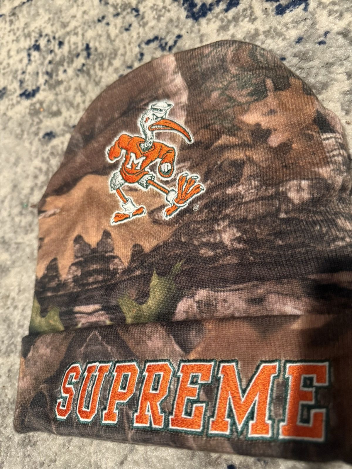 Supreme Supreme x Mitchell&Ness UMiami Beanie Size ONE SIZE - 2 Thumbnail