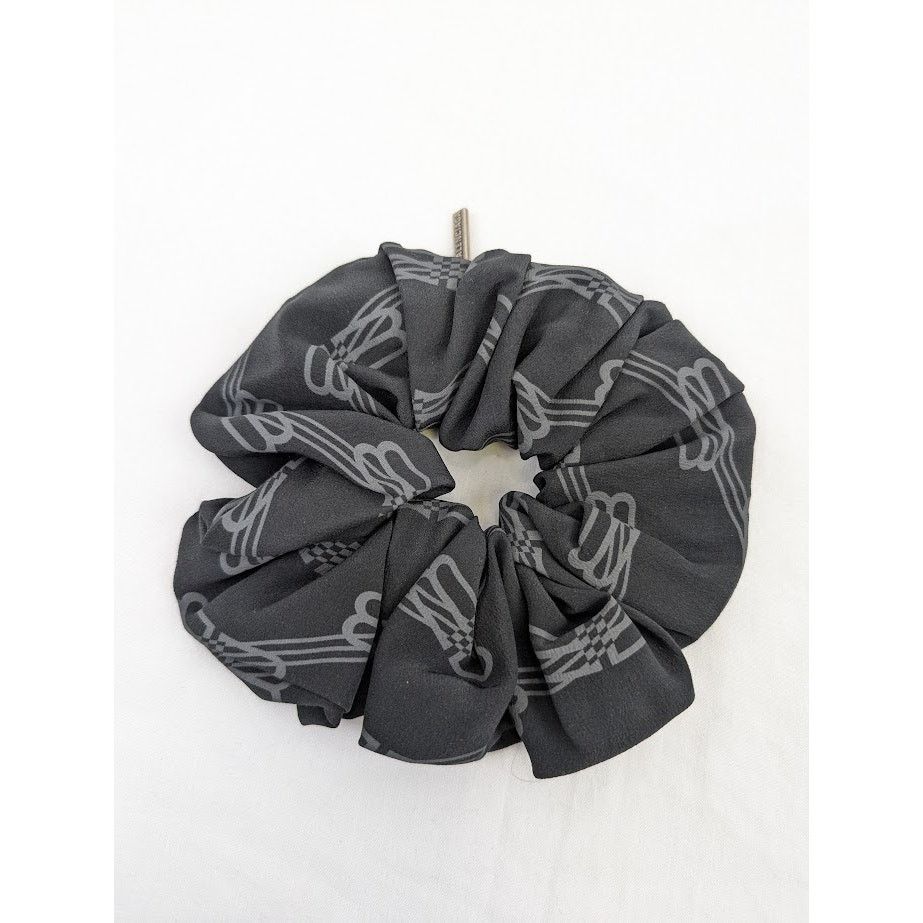 Balenciaga o1rshd1 Size: OS / Holli Zip Scrunchie Silk & Brass in Black Size ONE SIZE - 2 Thumbnail