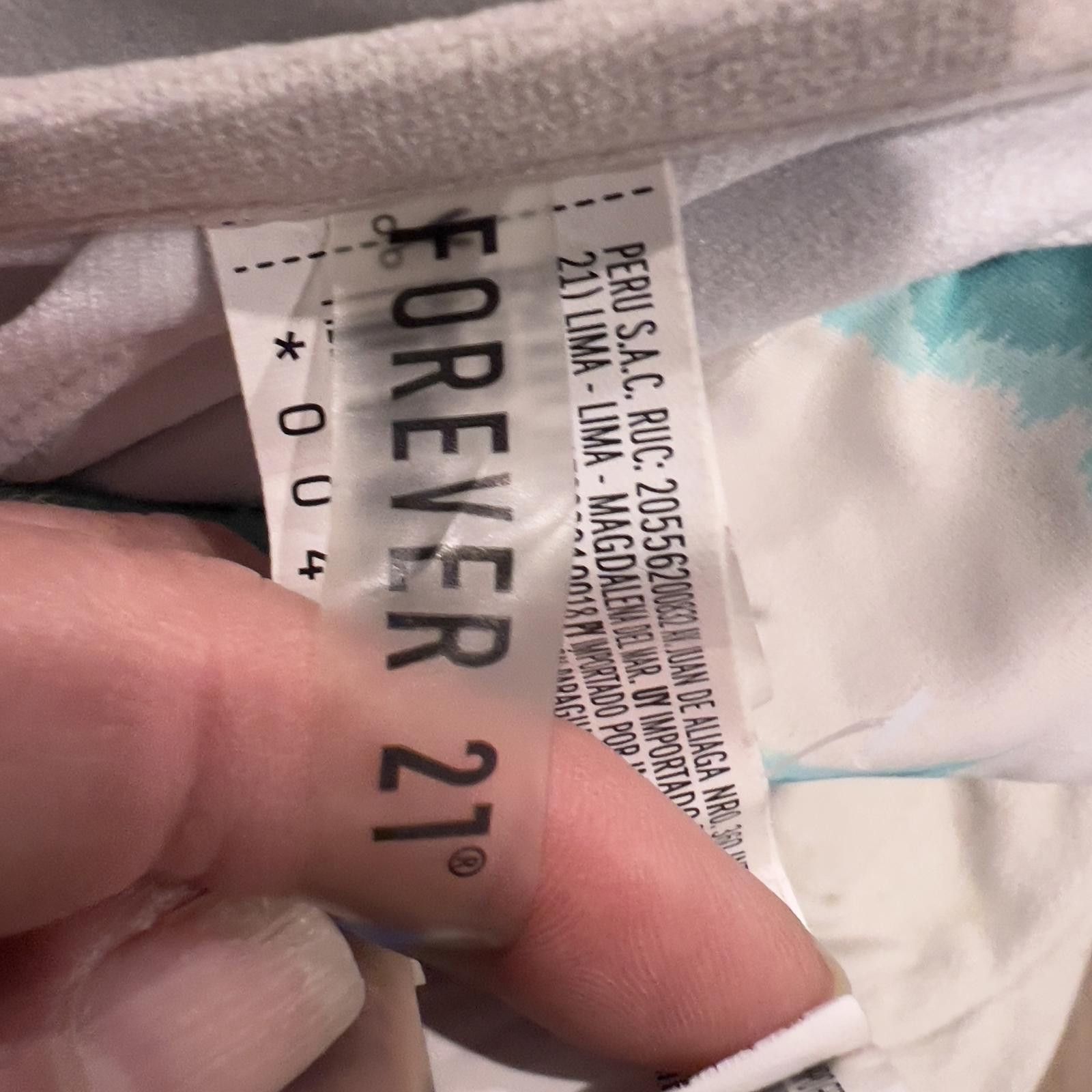 Forever 21 Forever 21 Women's Tie-Dye Crop Top with Front Drawstring Size M / US 6-8 / IT 42-44 - 3 Thumbnail