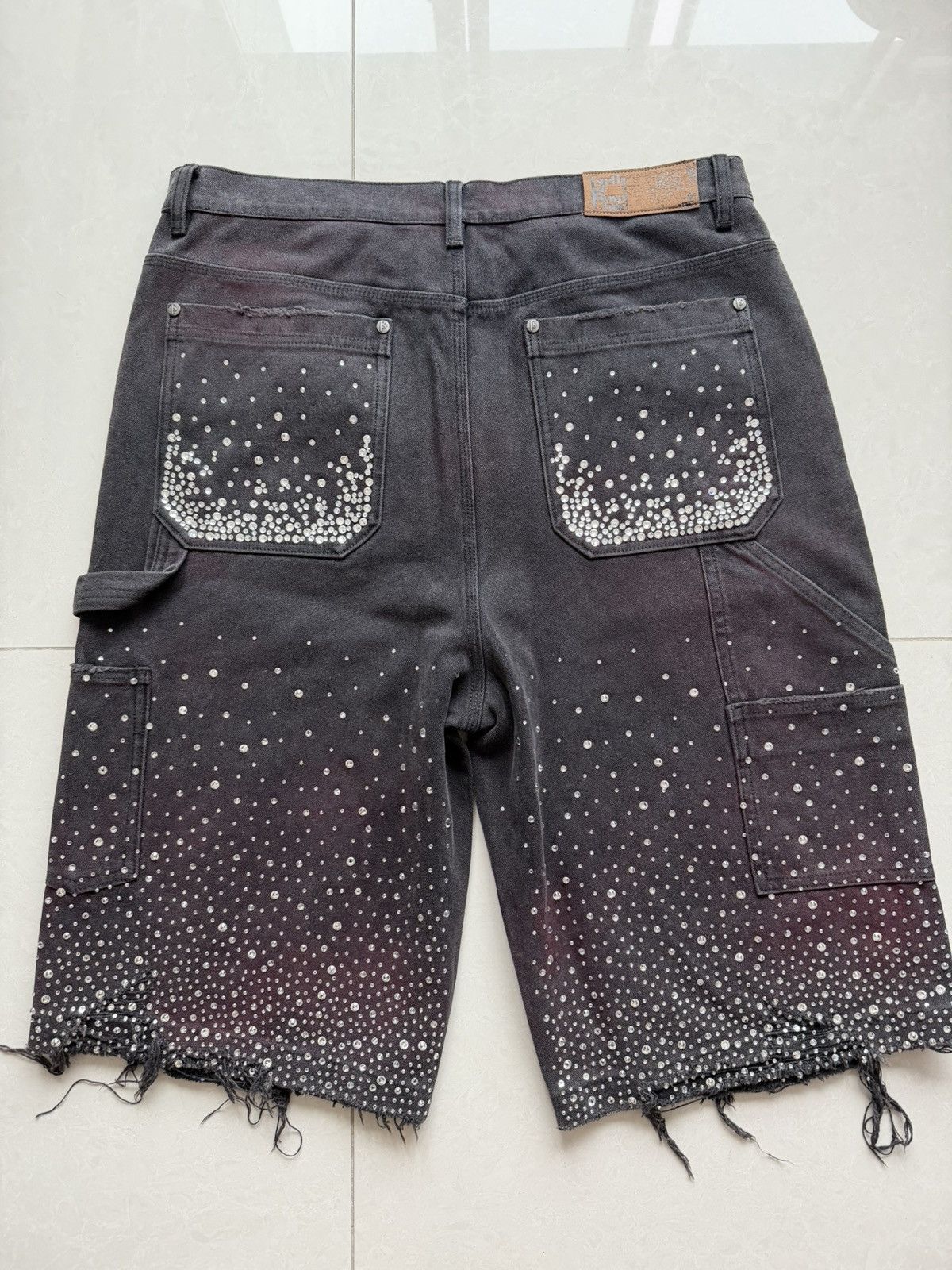 Birth of Royal Child BIRTH OF ROYAL CHILD CRYSTAL SHORTS Size US 36 / EU 52 - 2 Thumbnail