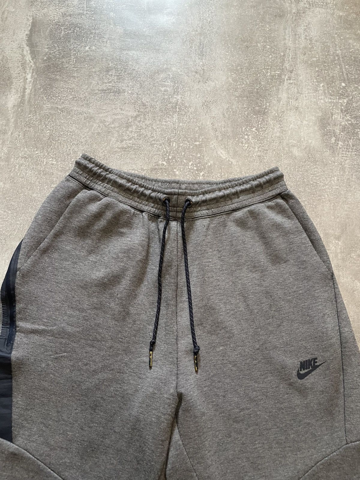Nike Nike Tech Fleece Sweat Shorts Drill Size L Size US 34 / EU 50 - 2 Thumbnail