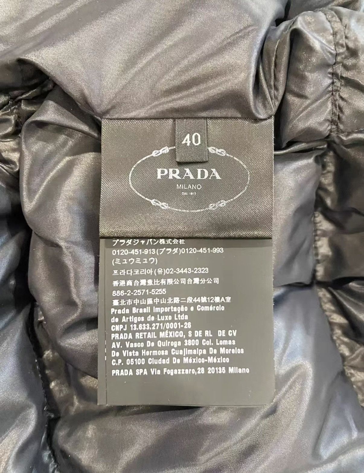 Prada Prada Classic Black Hooded Down Coat J33 Size S / US 4 / IT 40 - 5 Thumbnail
