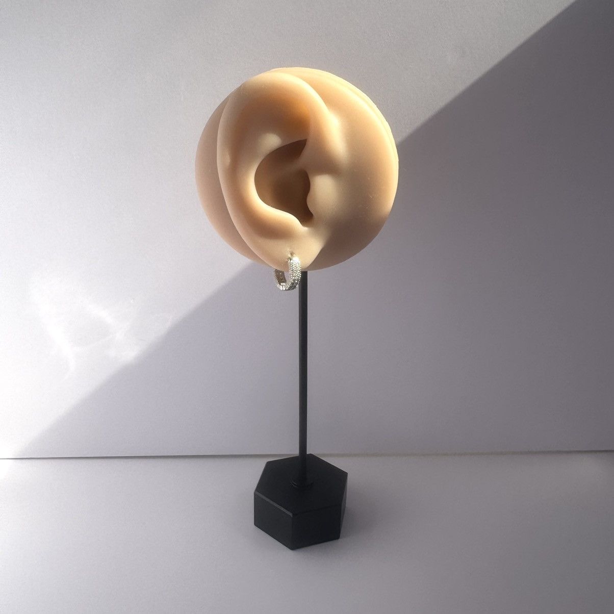 Other Huggie Small Hoop Earrings for Men Women Unisex Style Size ONE SIZE - 7 Thumbnail