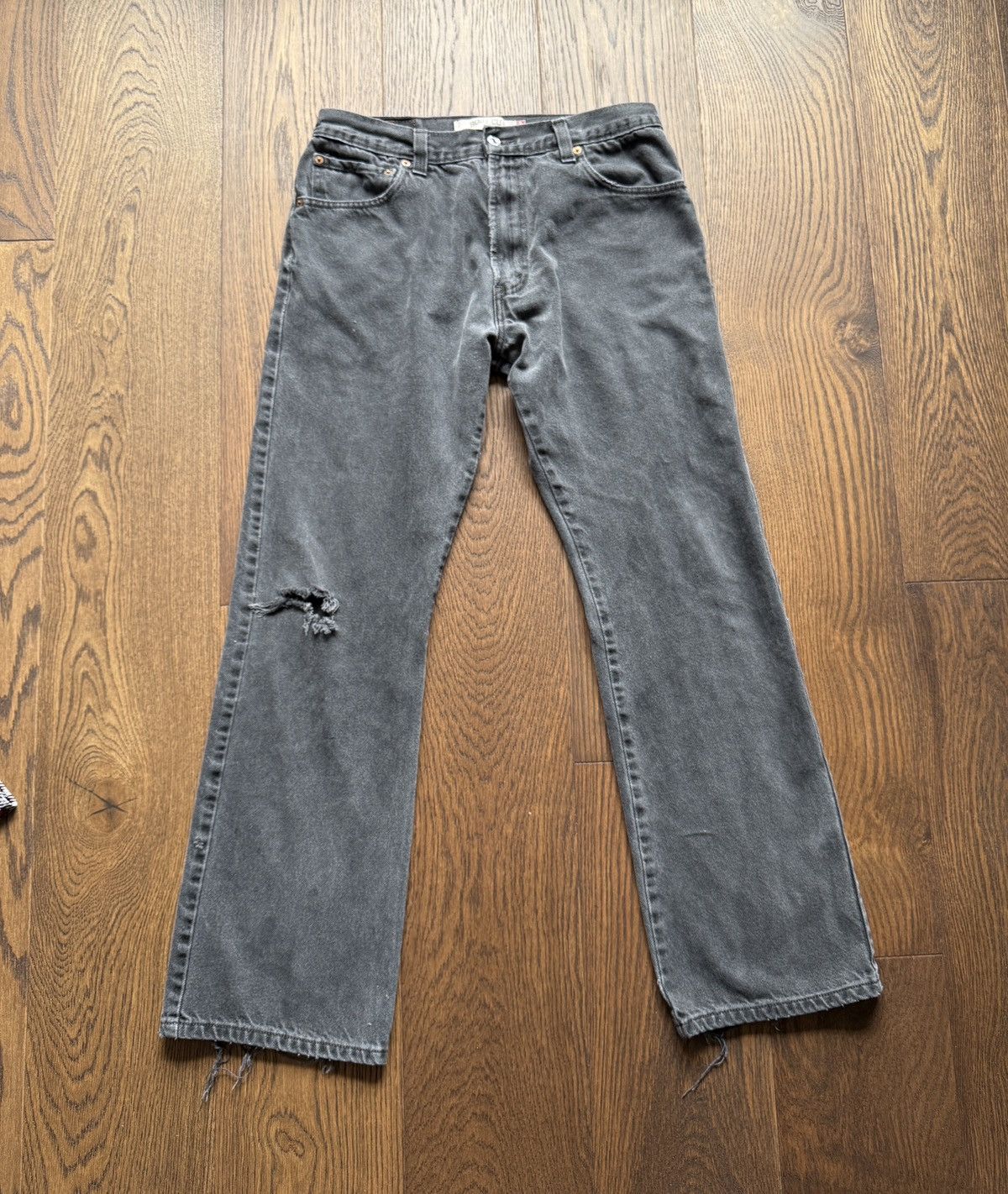 Vintage Y2K Levi's 517 Boot Cut Distressed Faded Jeans