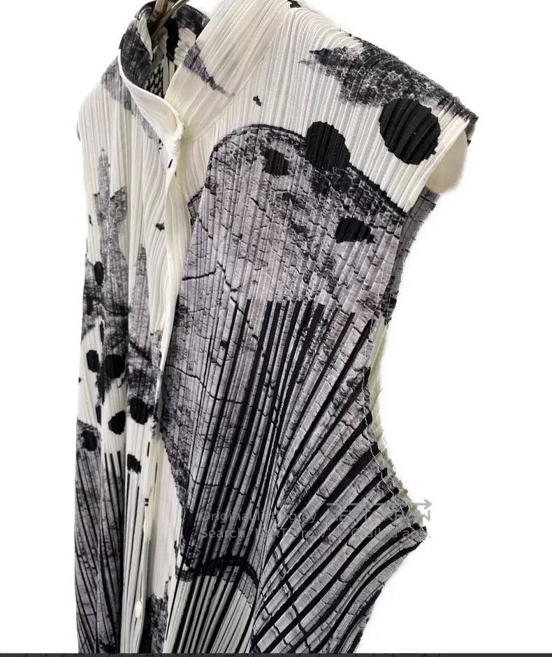 Issey Miyake Issey Miyake Ink Wash Ruched Sleeveless Top Size L / US 10 / IT 46 - 4 Thumbnail