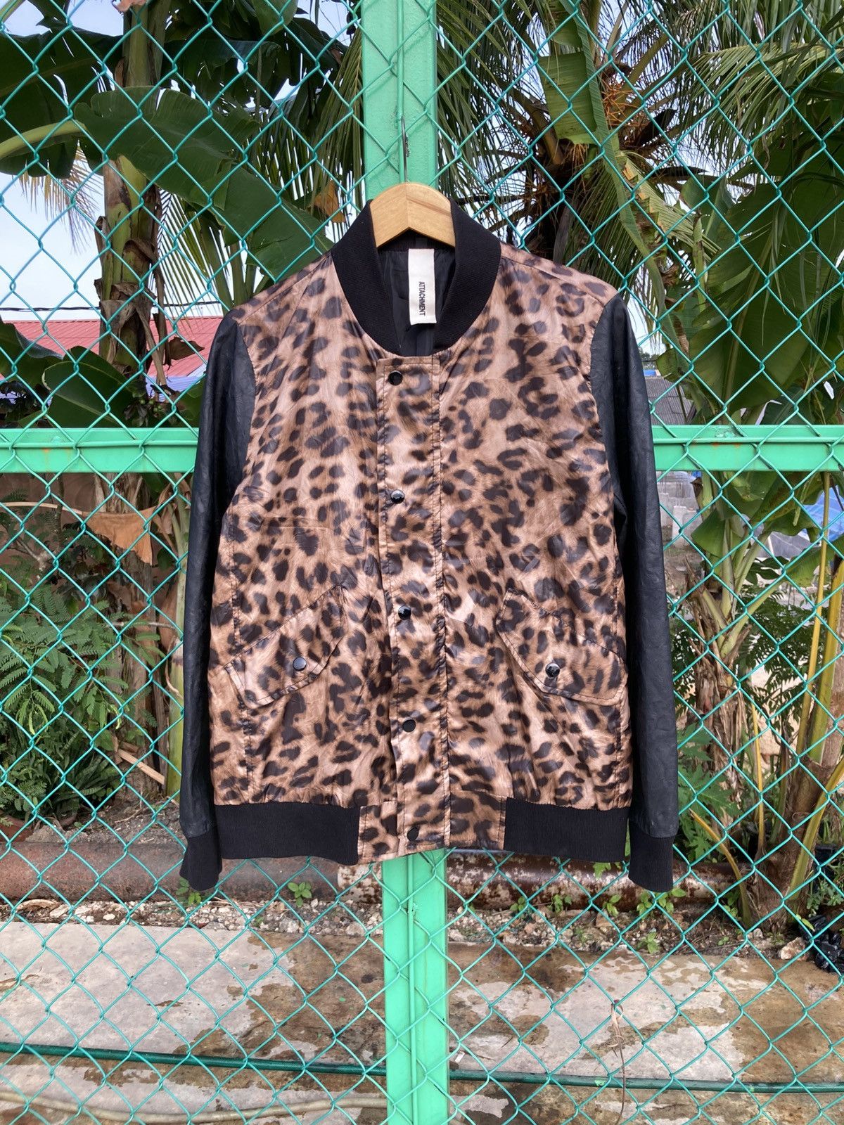Kazuyuki Kumagai Attachment Kazuyuki Kumagai Leopard Print Leather Sleeves Bomber Jacket Size US M / EU 48-50 / 2 - 1 Thumbnail