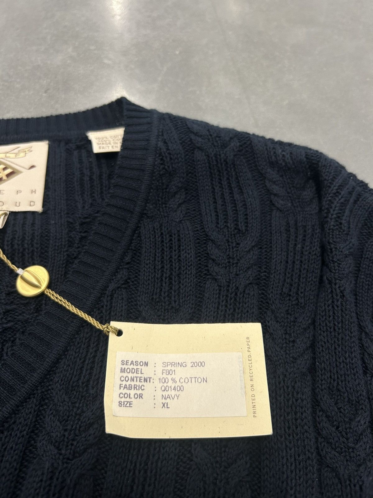 Disney × Vintage Vintage 2000 Disney sweater Size US M / EU 48-50 / 2 - 5 Thumbnail