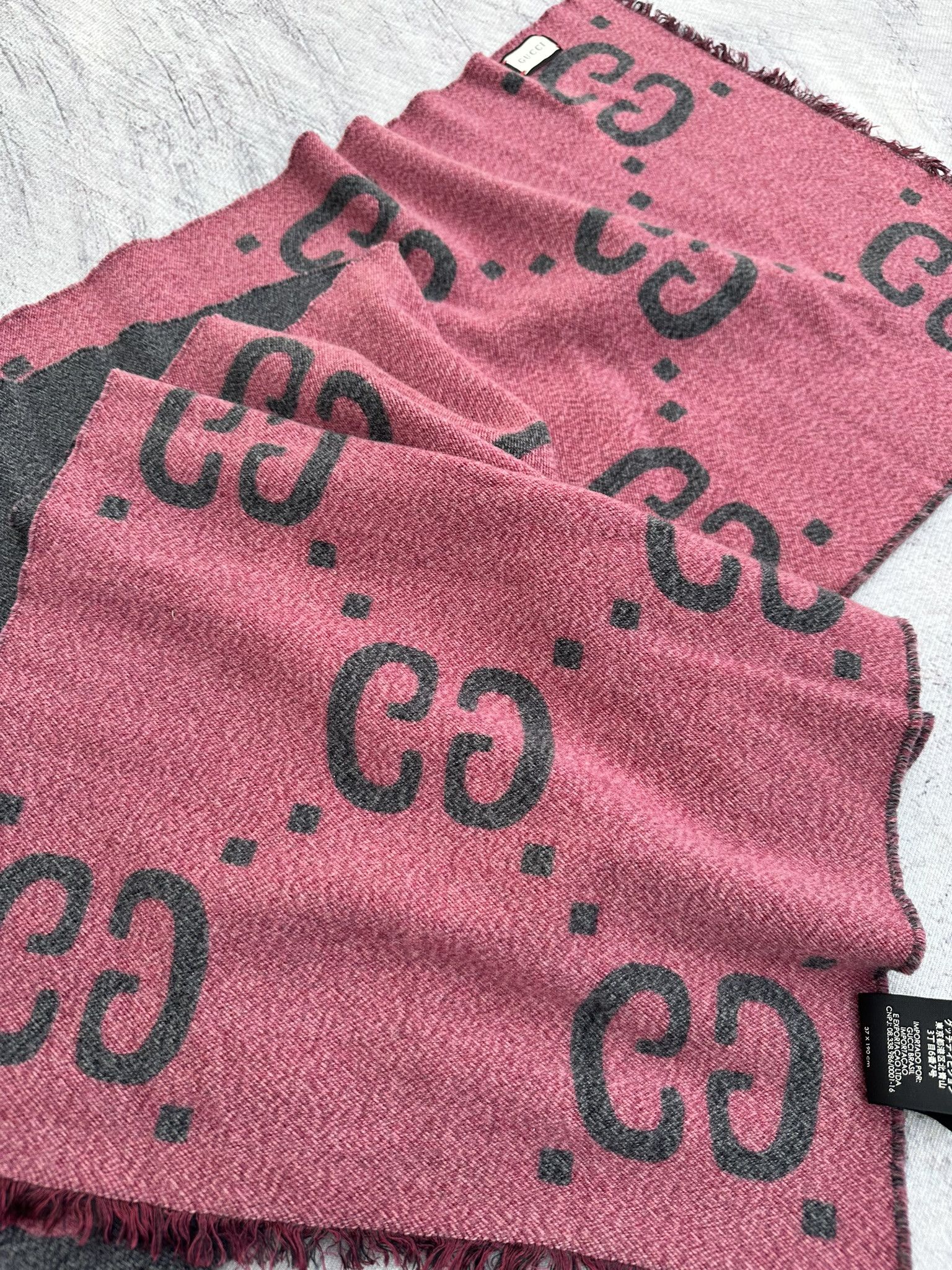 Gucci Gucci Scarf Jacquard GG Monogram Logo Gray and Pink Wool Size ONE SIZE - 8 Thumbnail
