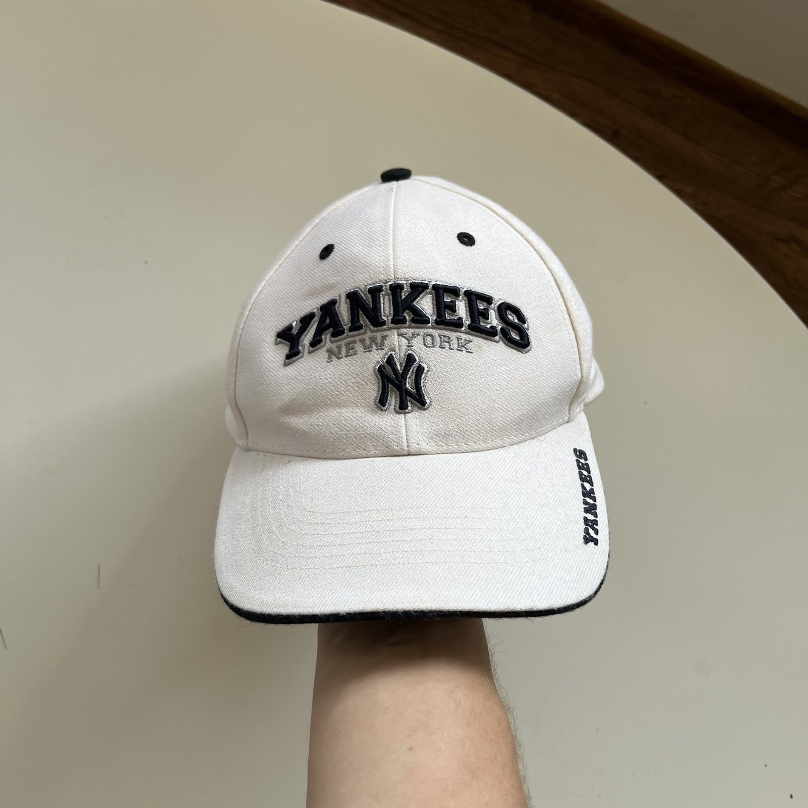 New York Yankees × Vintage New York Yankees Fitted MLB Cap Size ONE SIZE - 1 Thumbnail