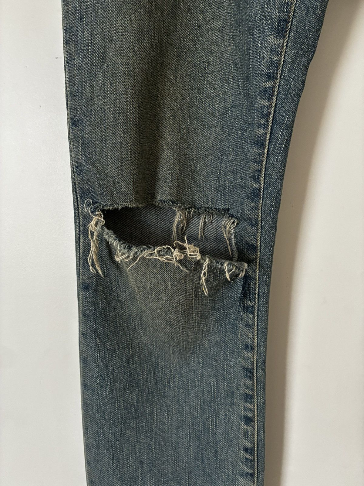 Saint Laurent Paris Saint Laurent Paris 2015 D02 Distressed Denim Size US 31 - 4 Thumbnail