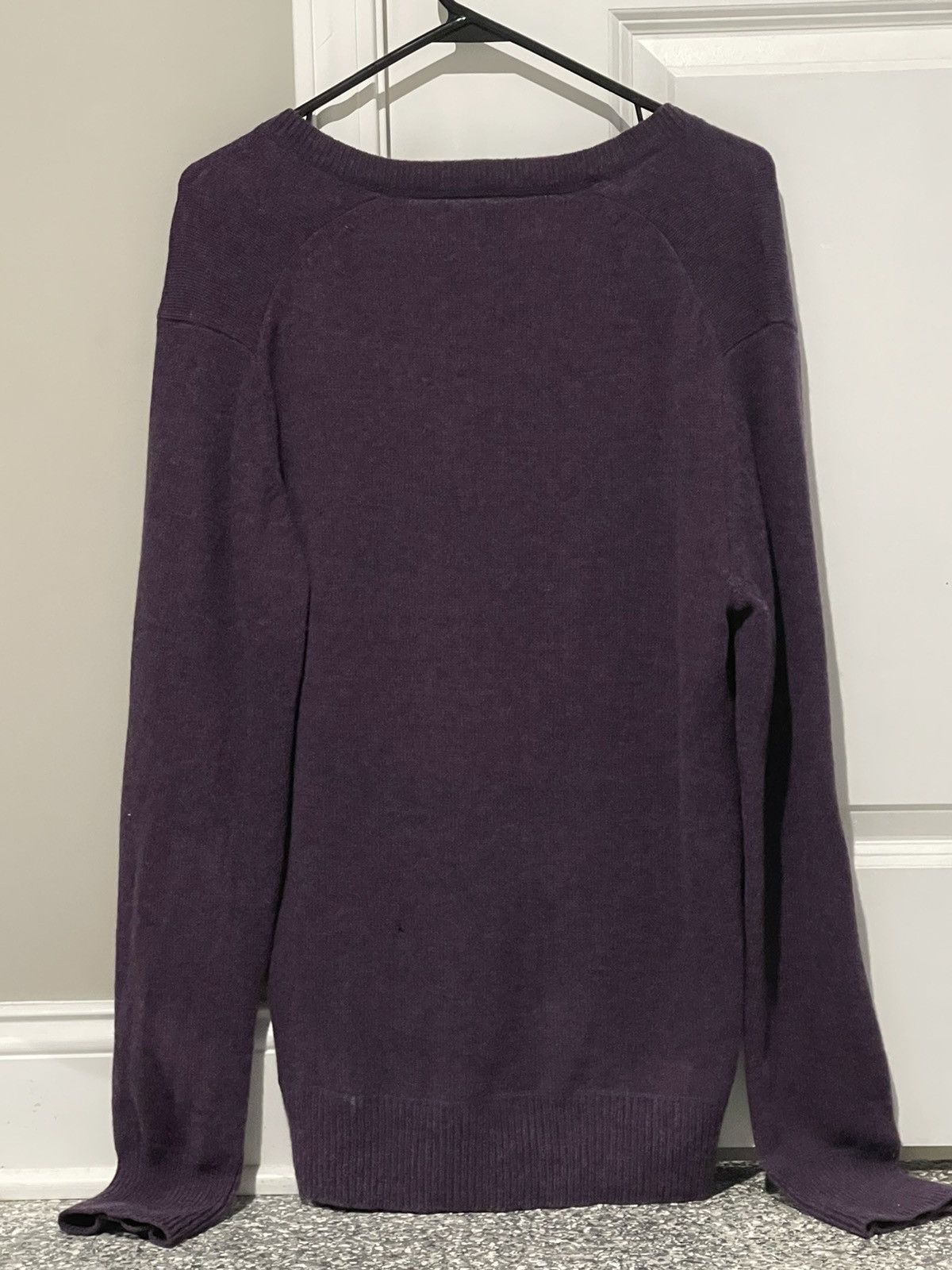Acne Studios Acne Studios V-Neck Sweater Size US M / EU 48-50 / 2 - 2 Thumbnail