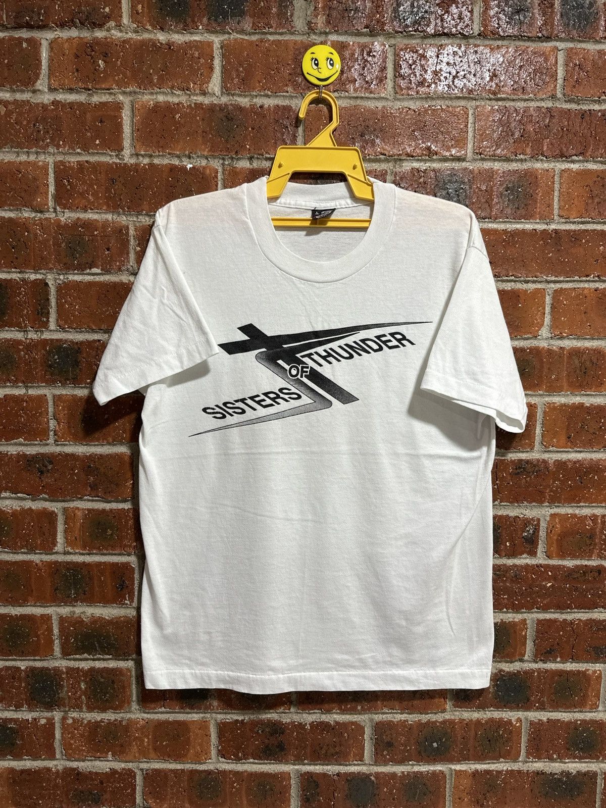 Fruit Of The Loom × Vintage Vintage Thunder Of Sisters Faded Tee Size US L / EU 52-54 / 3 - 1 Thumbnail