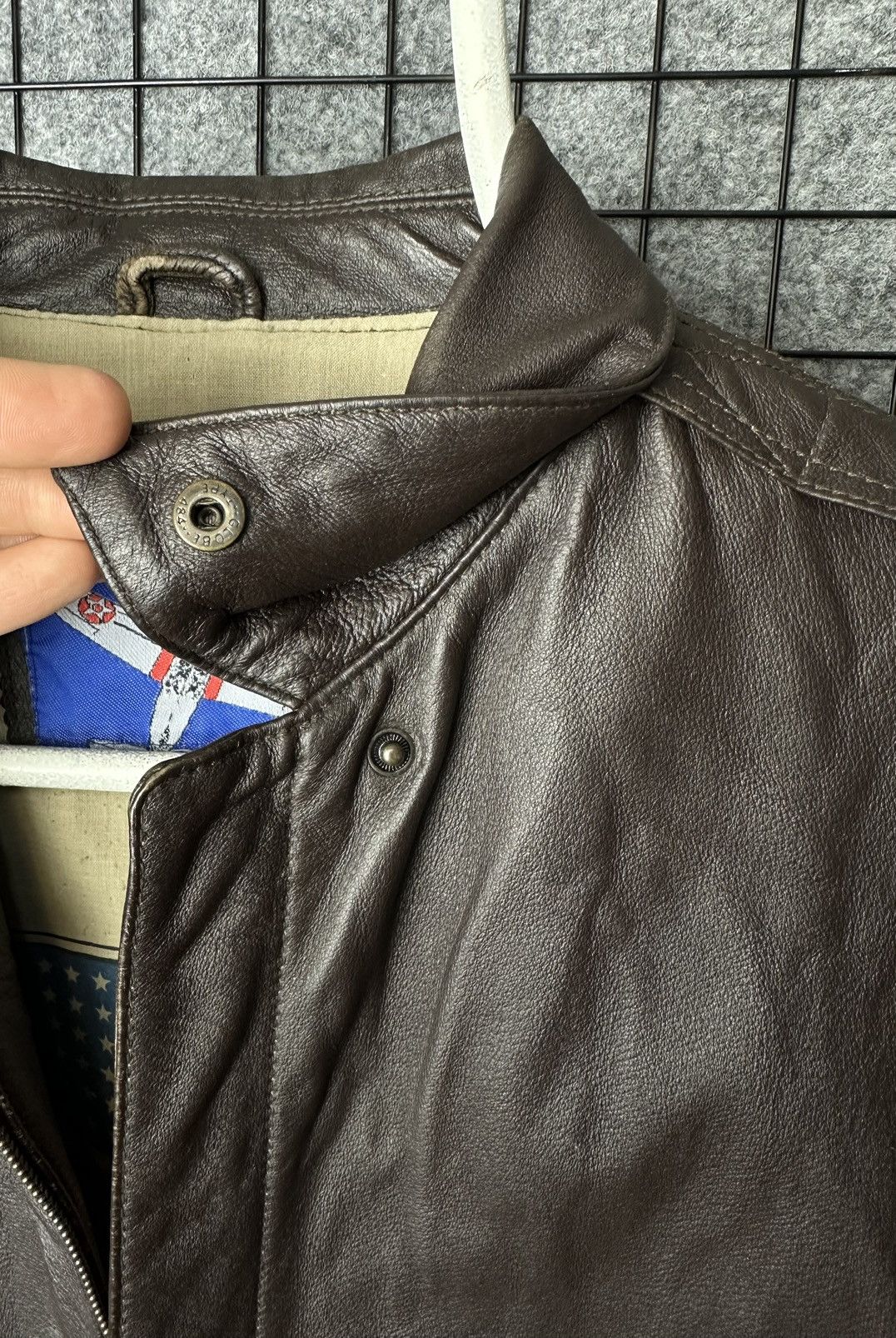 Vintage Airborne Vintage Leather Flight Bomber Jacket Size S Size US S / EU 44-46 / 1 - 5 Thumbnail