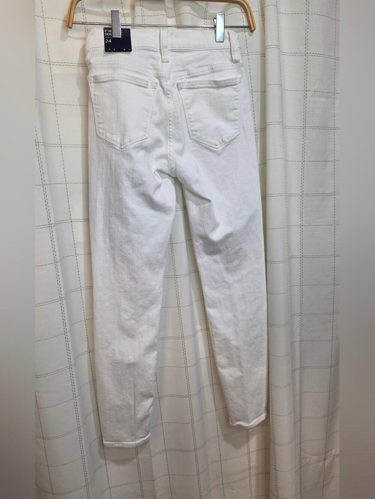 J.Crew J Crew 9" mid-rise skinny jean in signature stretch- 24 Size 24" / US 00 / IT 34 - 3 Thumbnail