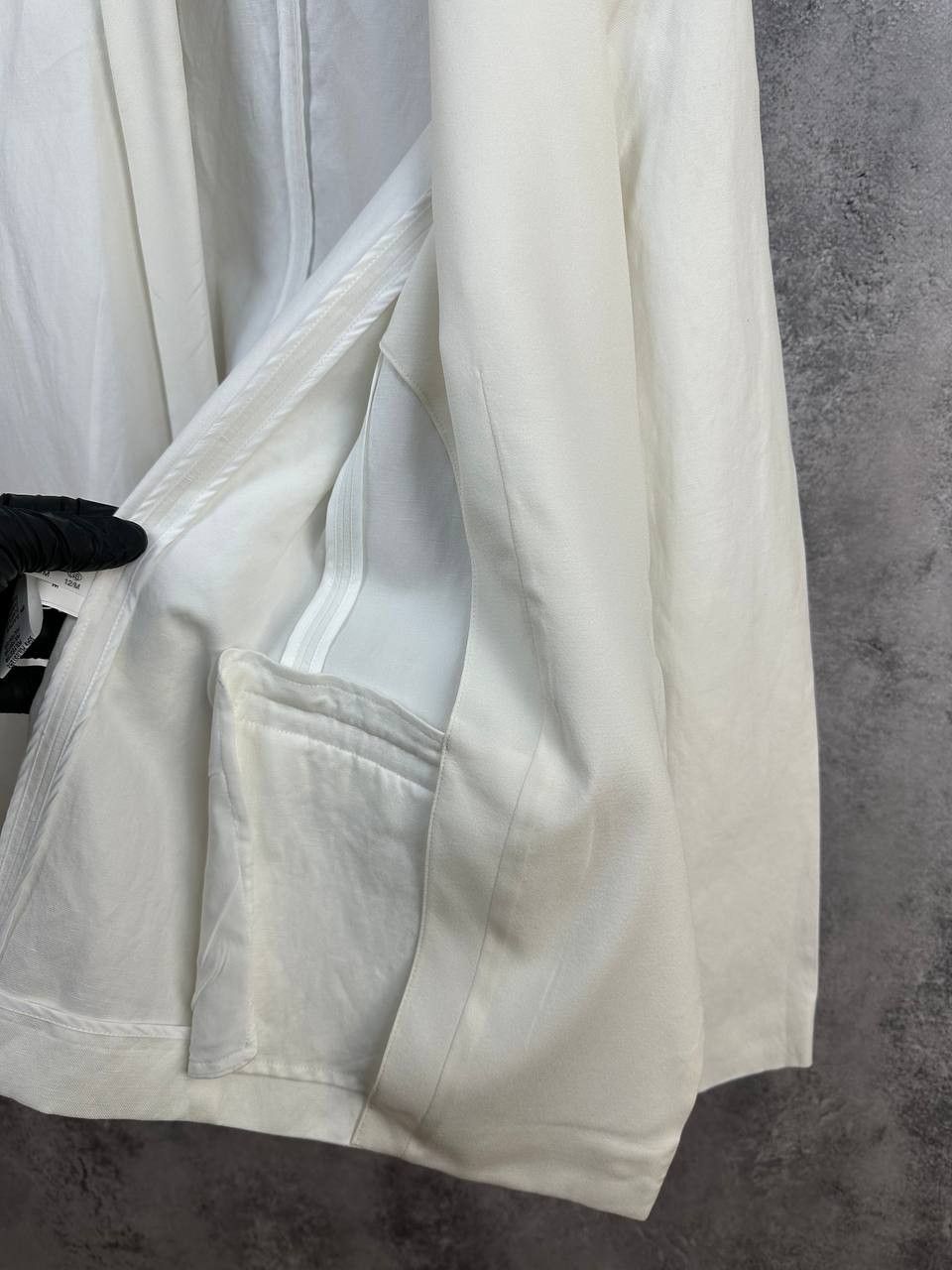 Fabiana Filippi Fabiana Filippi Open Front Embellished Trim Blazer Linen Size M / US 6-8 / IT 42-44 - 12 Thumbnail