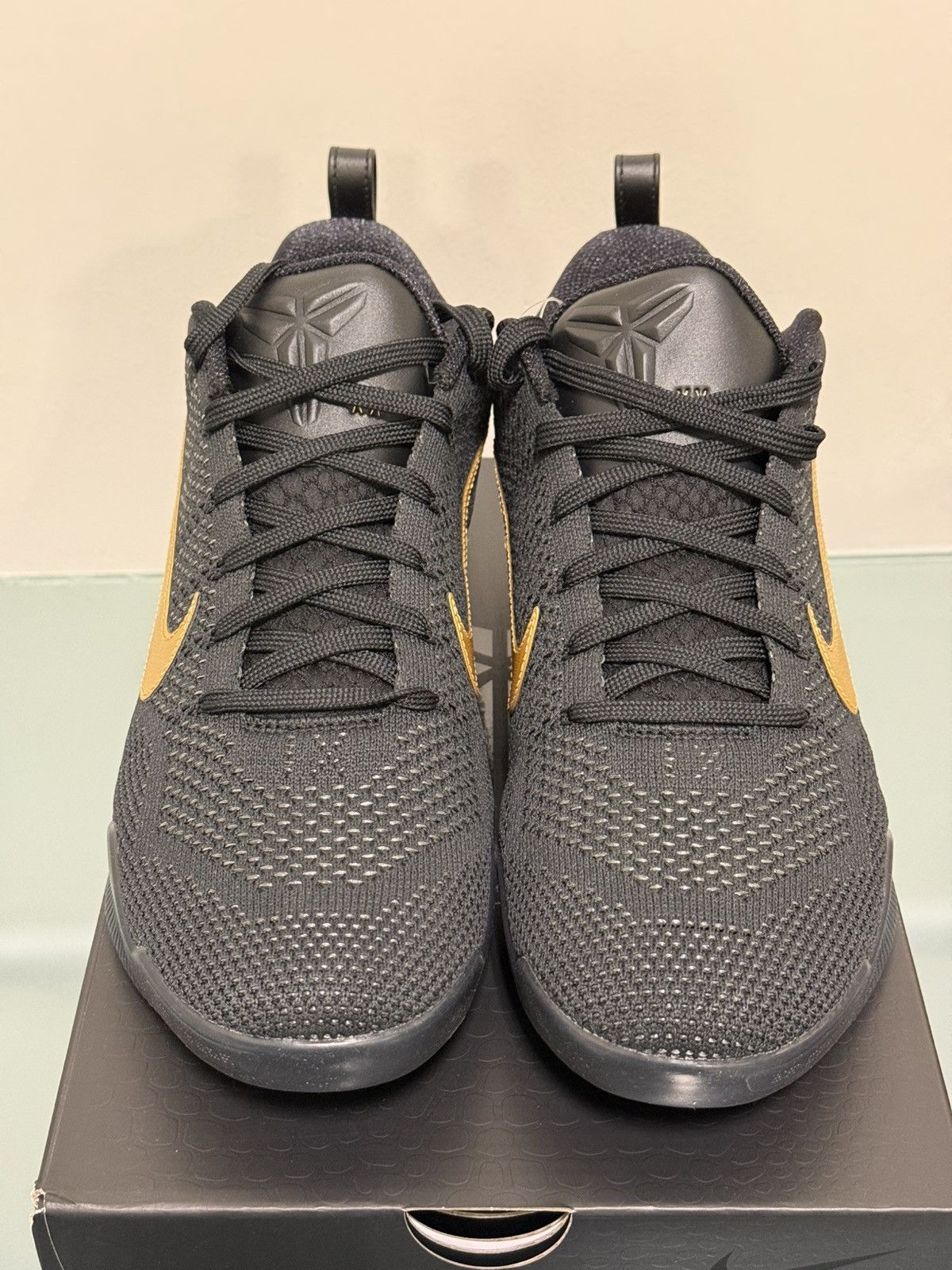 Nike Nike Kobe 11 Elite Low Protro Fade to Black Metallic Gold 11 Size US 11 / EU 44 - 5 Thumbnail