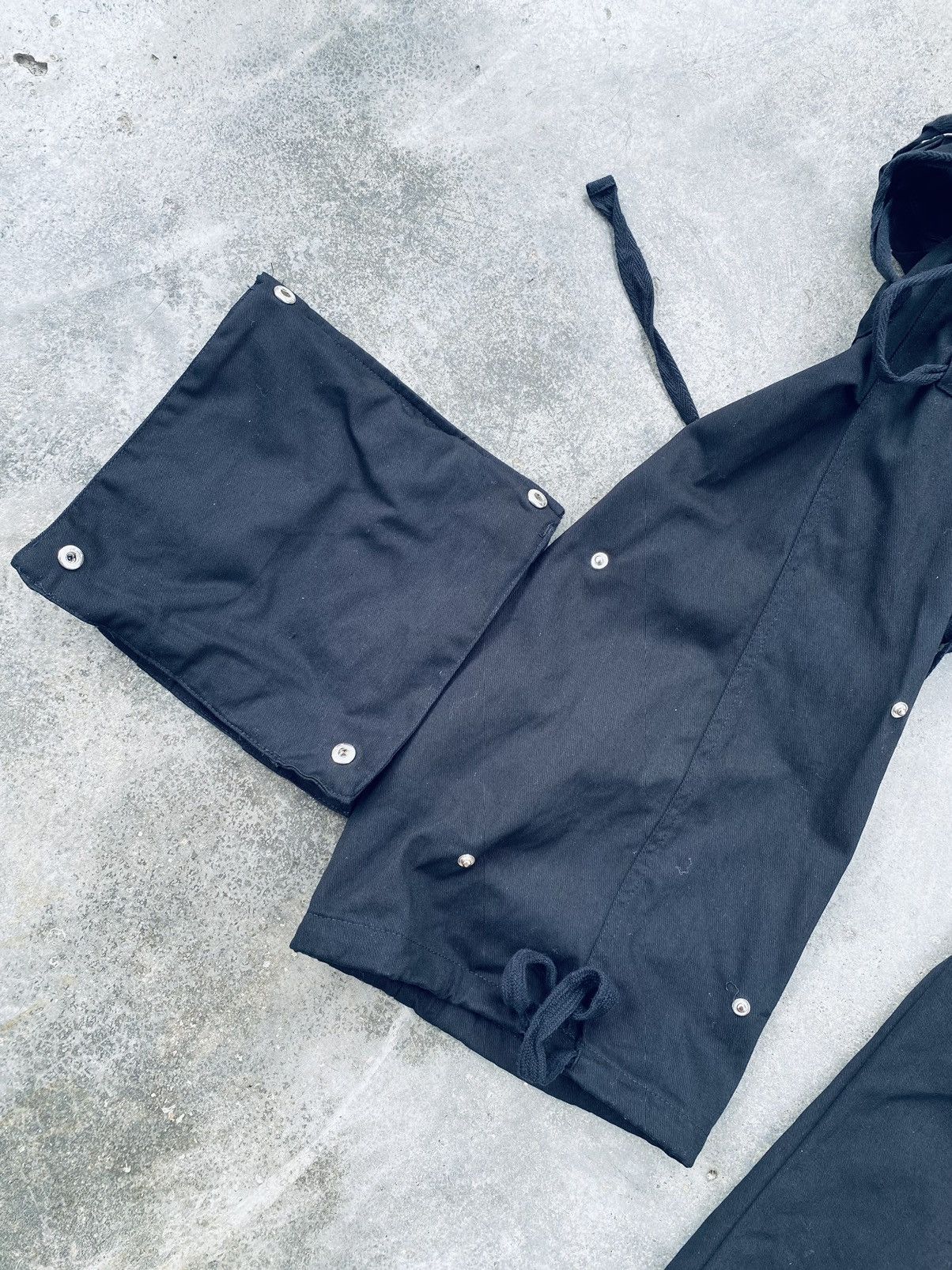 Japanese Brand Vintage Black Barcara Bondage Cargo Pants Size US 34 / EU 50 - 13 Thumbnail