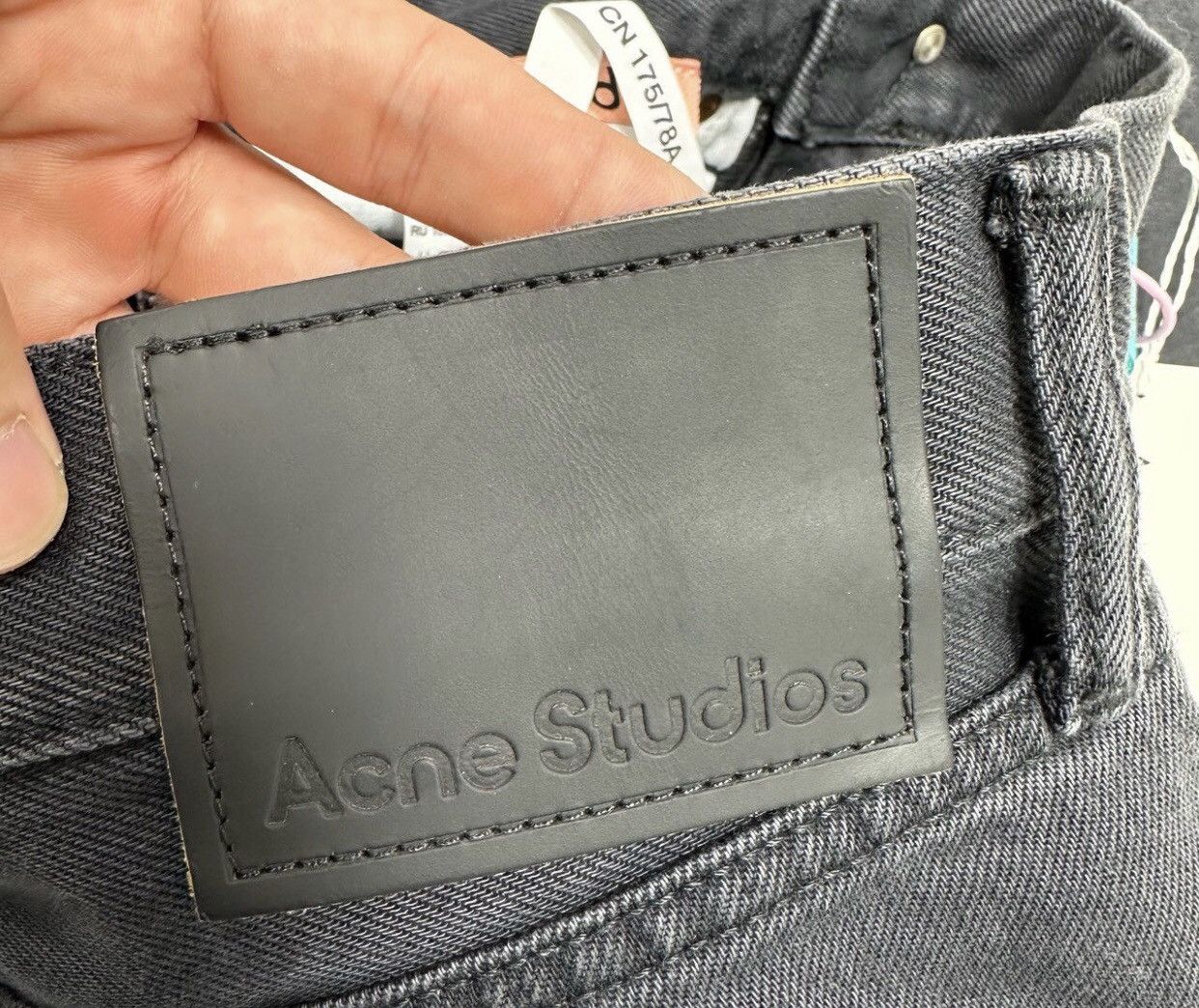 Acne Studios Acne studios Denim cropped jeans 2412-Nextarrow Size US 32 / EU 48 - 5 Thumbnail