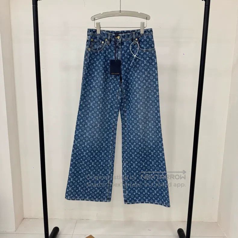 Louis Vuitton Louis Vuitton Blue full print jeans Size US 38 / EU 54 - 1 Thumbnail