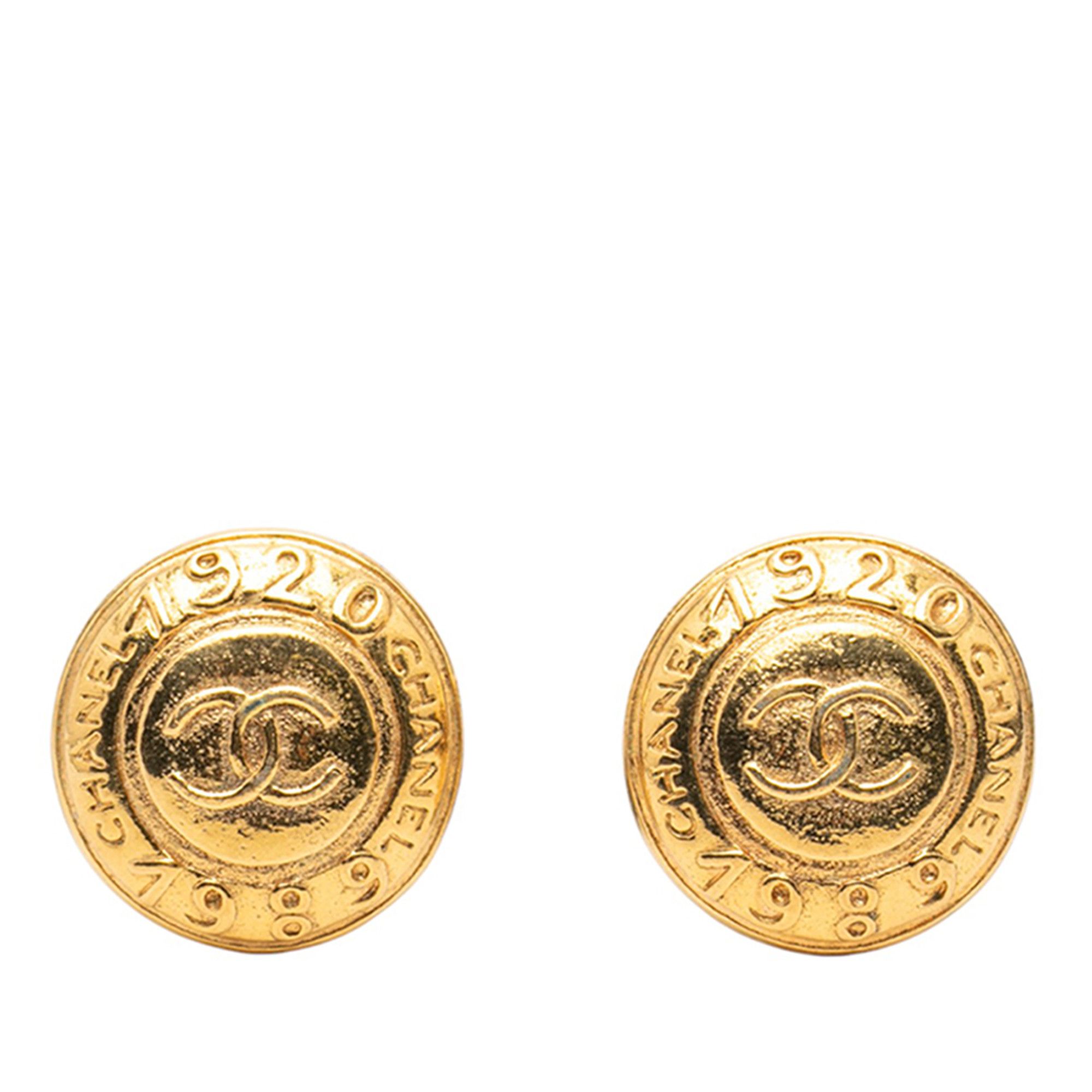 Chanel Chanel CC Gold Plated Round Clip On Earrings Size ONE SIZE - 1 Thumbnail