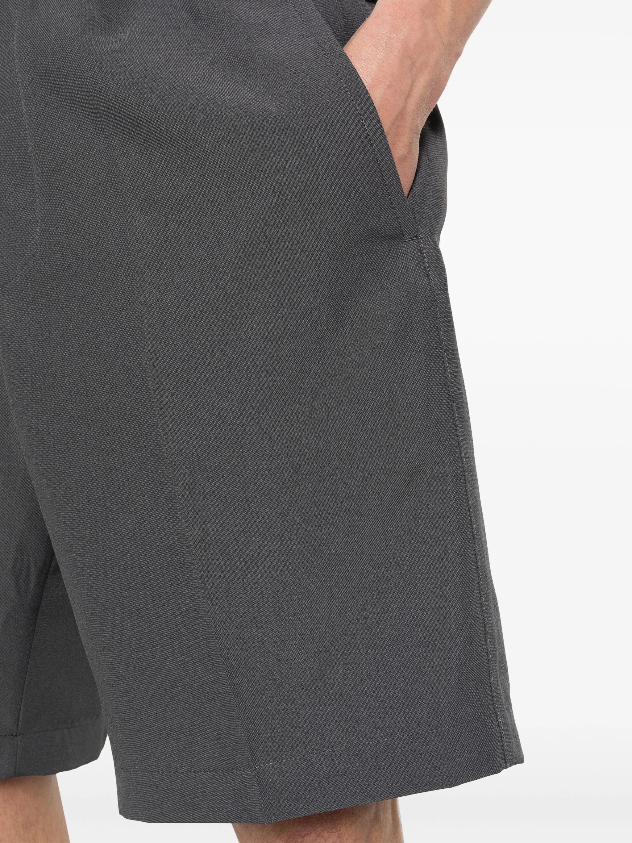 OAMC o1y0225 Short in Dark Grey Size US 36 / EU 52 - 2 Thumbnail