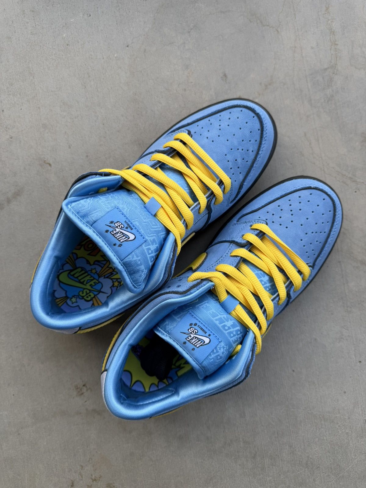 Nike Nike SB Dunk Low Pro “Powderpuff Girls – Bubbles” OG ALL 9M Size US 9 / EU 42 - 4 Thumbnail
