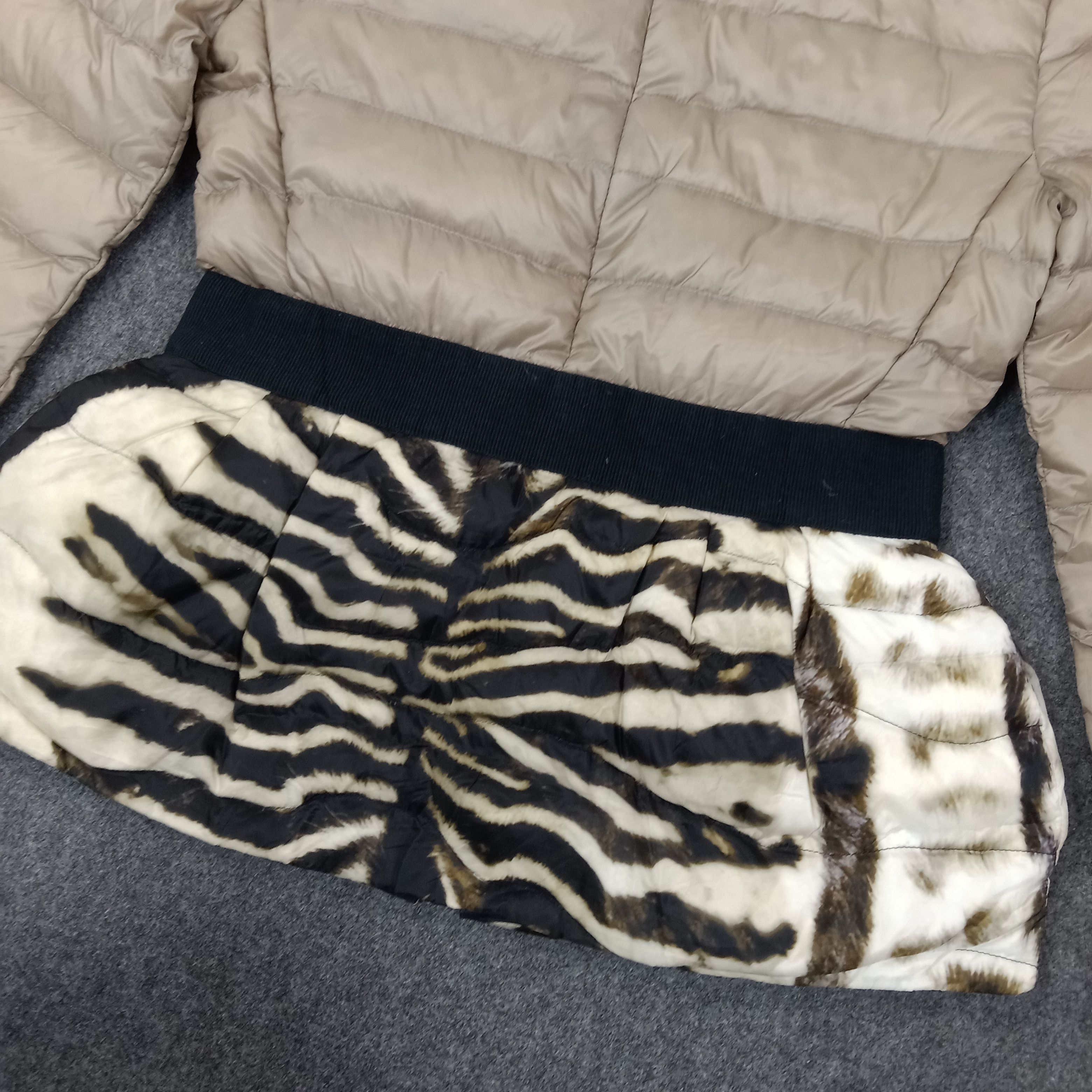 Moncler Moncler Italian Brand Puffer Jacket C247N26 Size S / US 4 / IT 40 - 6 Thumbnail