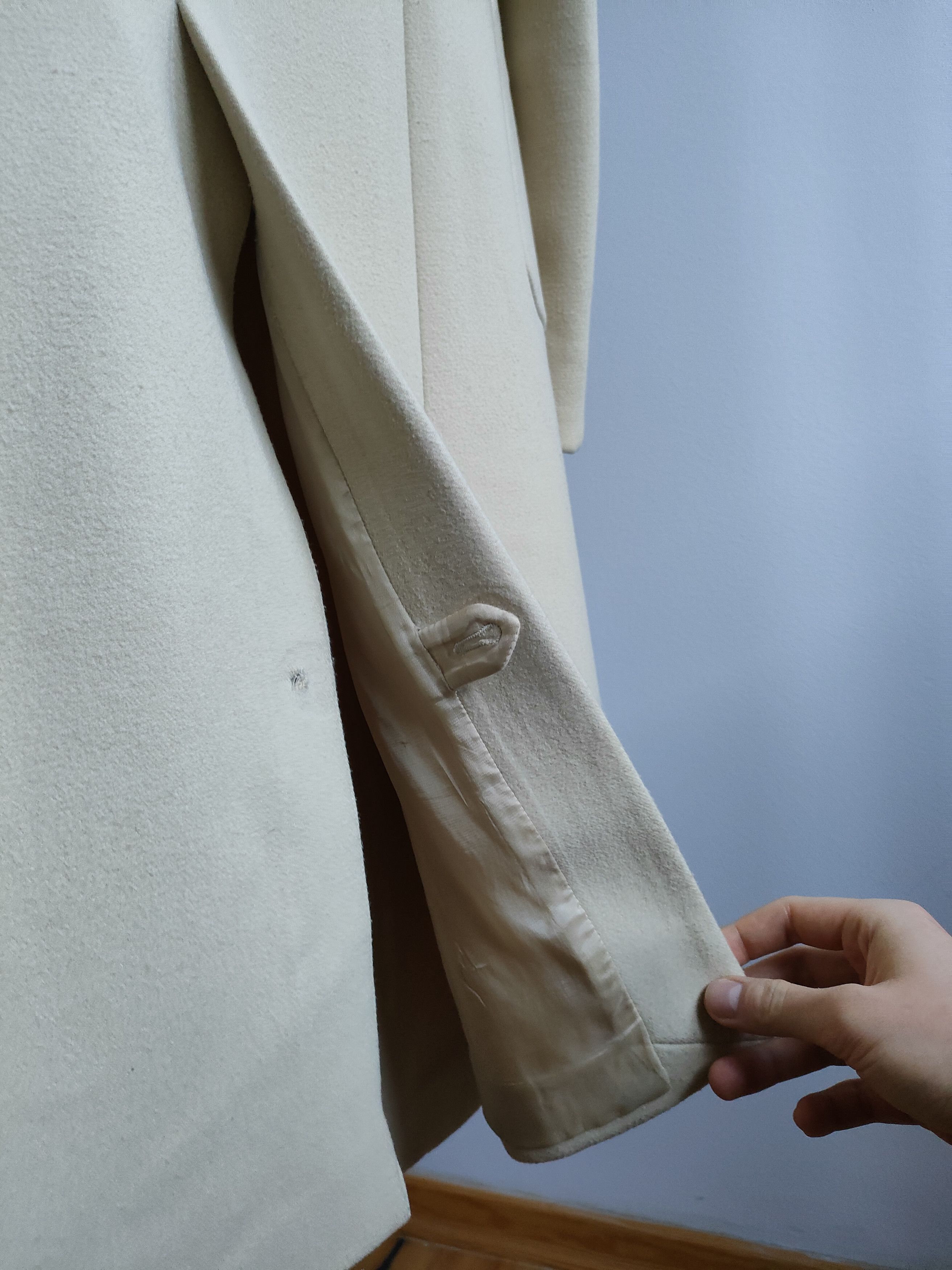 Burberry A/W 1999 Burberry Prorsum by Menichetti 'Bunuel' Coat Size S / US 4 / IT 40 - 10 Thumbnail