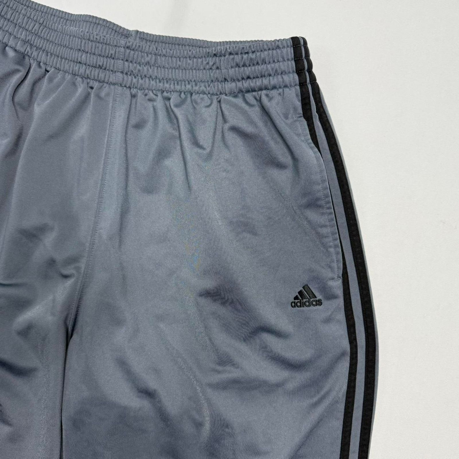 Adidas Adidas Grey Track Pants With Black Stripes Size XL Size US 41 - 5 Thumbnail