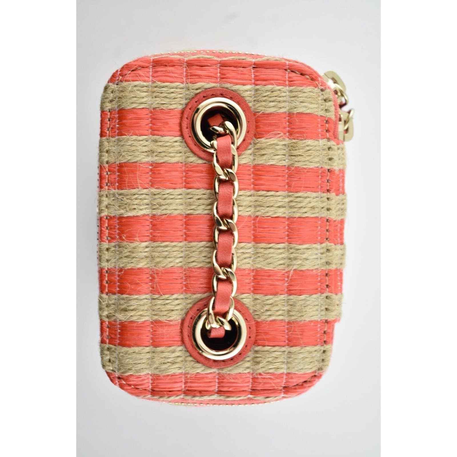 Chanel Chanel CC Mini Vanity With Chain Shoulder Crossbody Bag Size ONE SIZE - 9 Thumbnail