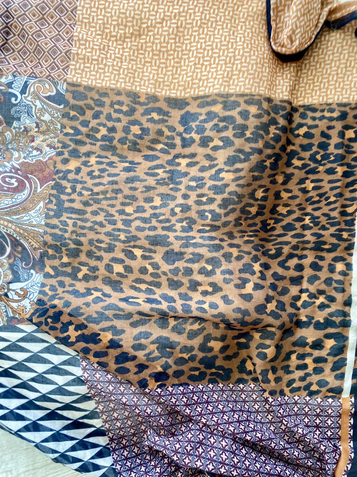 Vintage VINTAGE VERSATILE MULTI PRINT SCARF WRAP SHAWL Size ONE SIZE - 4 Thumbnail