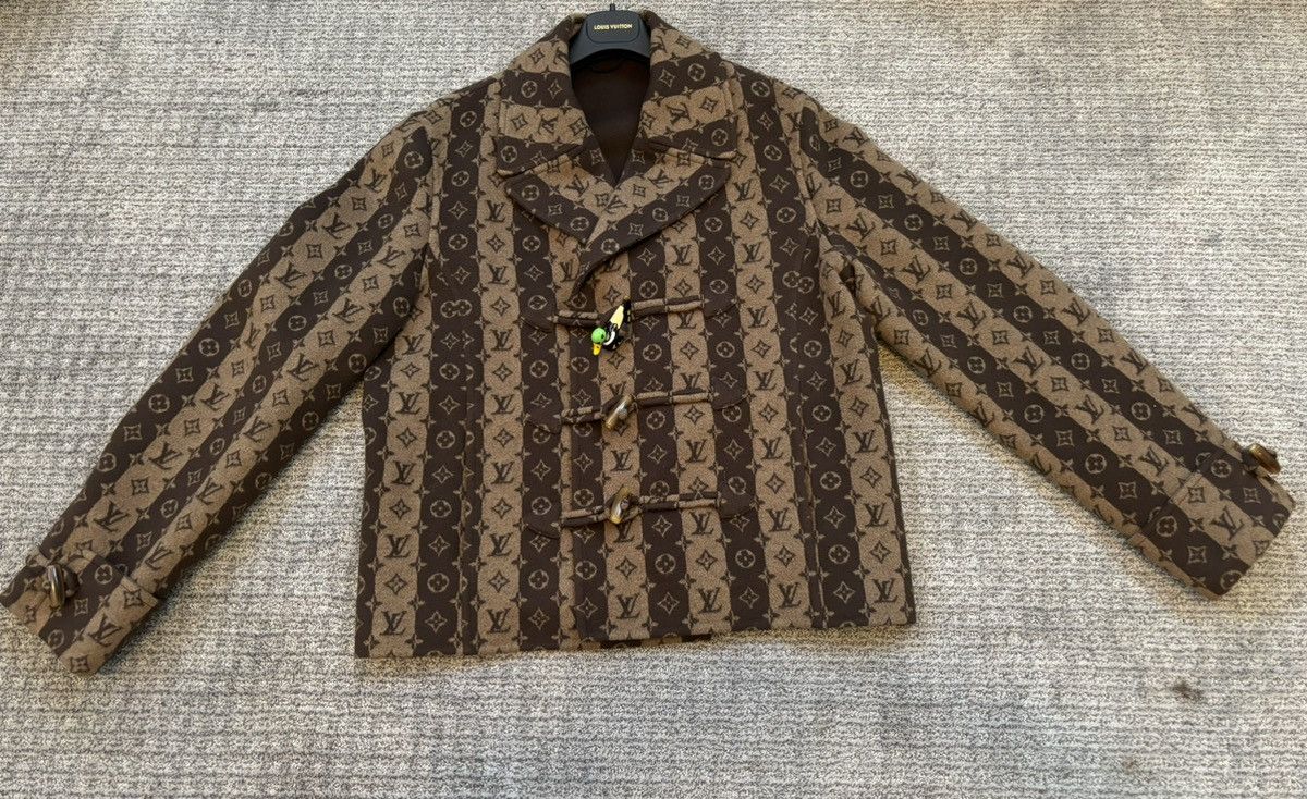 Louis Vuitton Monogram TrunkStripes Cropped Peacoat Size US M / EU 48-50 / 2 - 1 Thumbnail