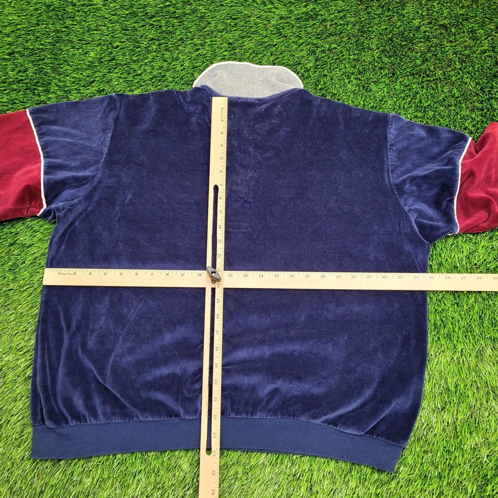 Velour VINTAGE Knightsbridge Velour Sweater Large 25x24 Baggy Blue 90s Mens Size US L / EU 52-54 / 3 - 4 Thumbnail