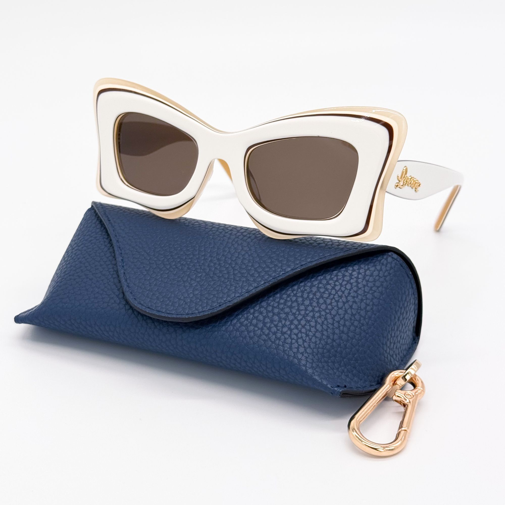 Loewe NEW LW40156U 72E, LOEWE SUNGLASSES NUDE CAT EYE  display picture 2