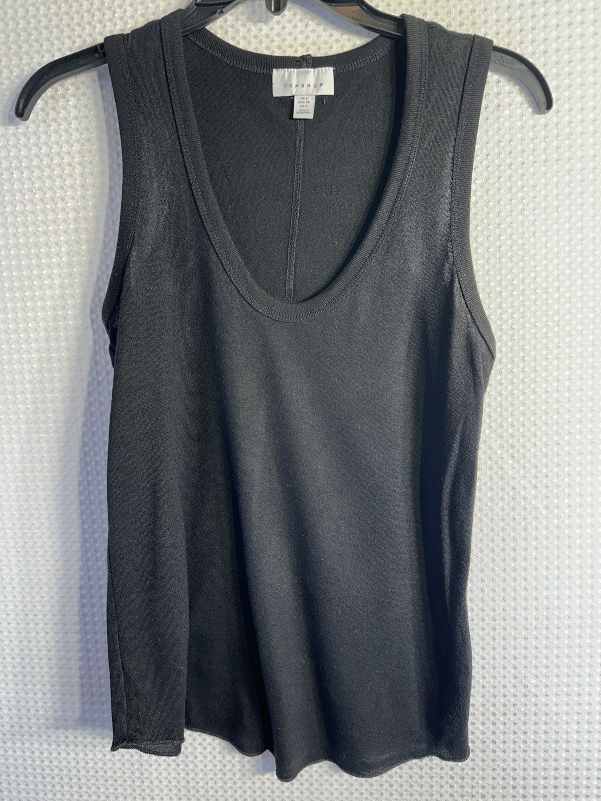 Topshop Topshop Black v-Neck Tank Top Size XS / US 0-2 / IT 36-38 - 2 Thumbnail
