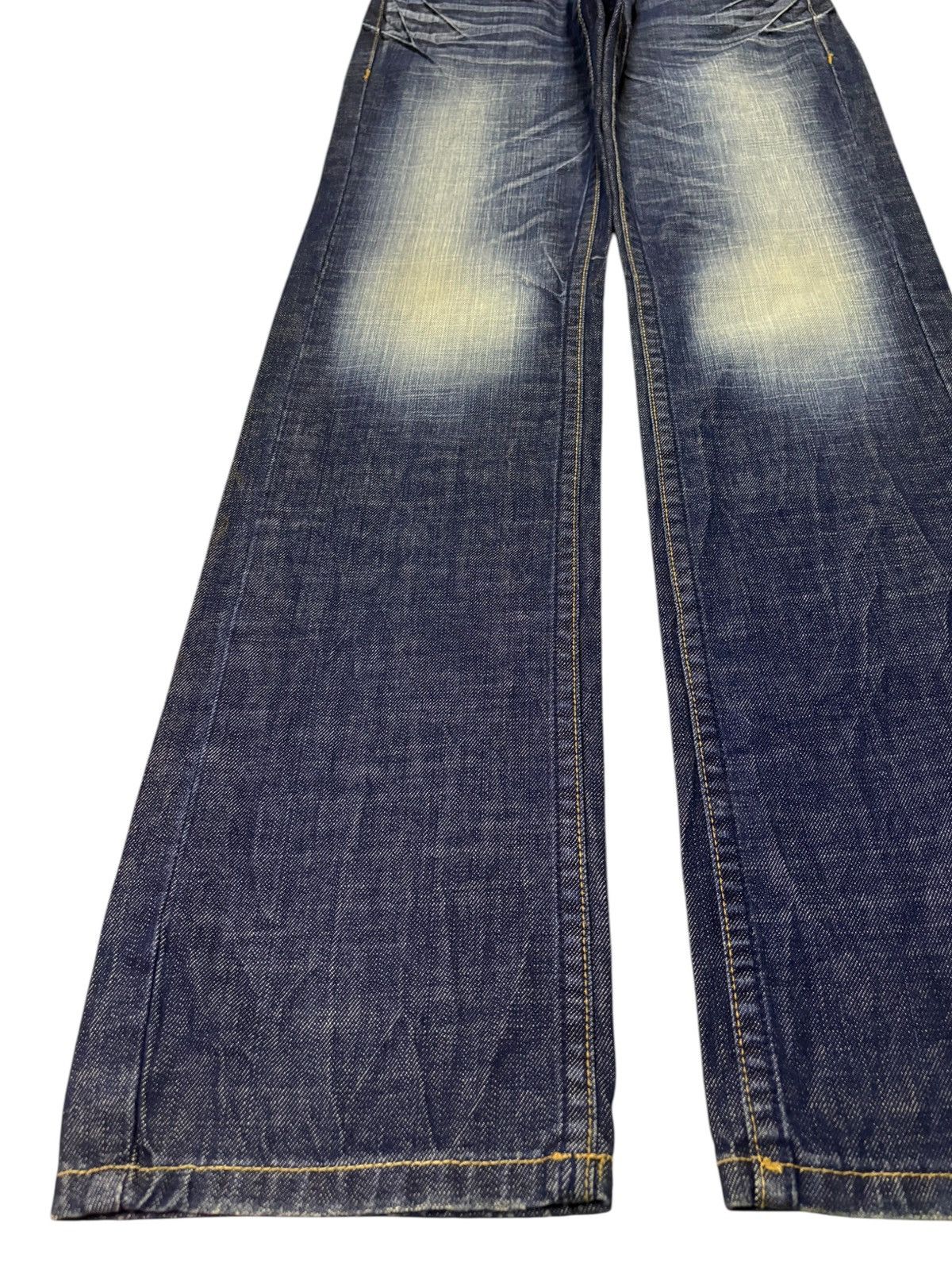 Japanese Brand Vintage Japanese Brand Mud Wash Side Adjuster Loose Jeans Size US 29 - 6 Thumbnail