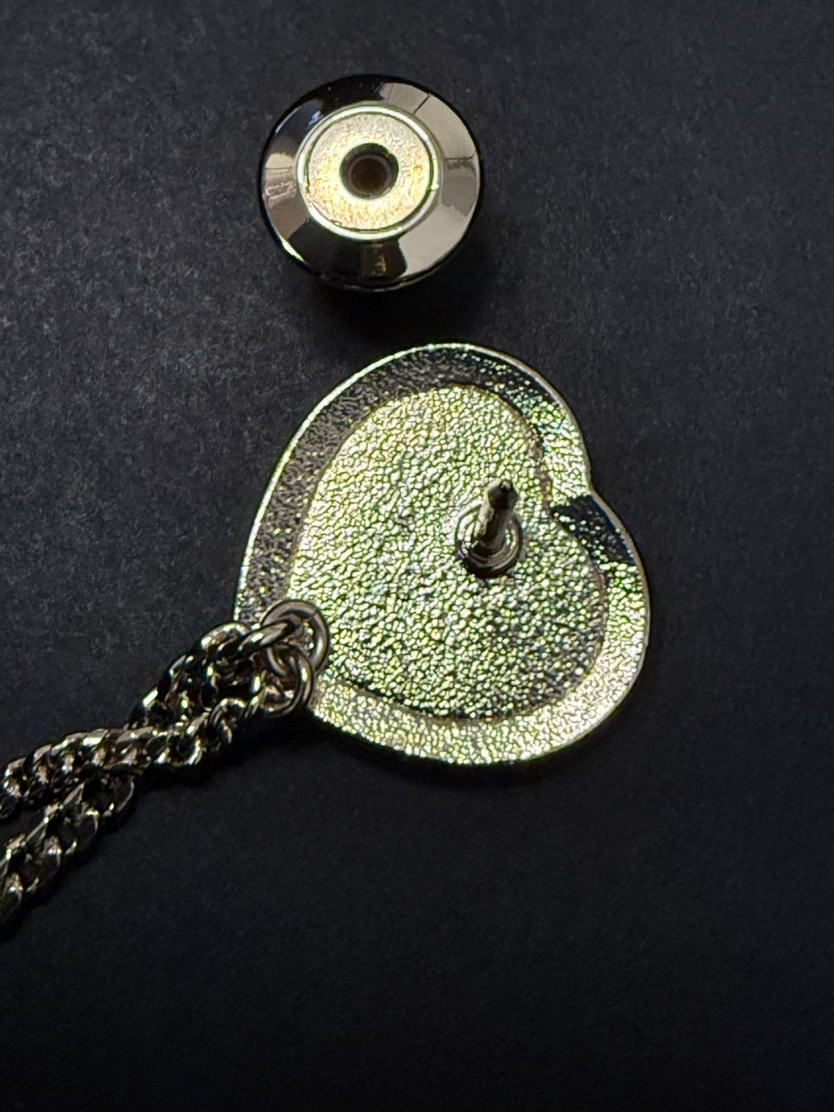 Chanel Chanel coco heart chained brooch Size ONE SIZE - 8 Thumbnail