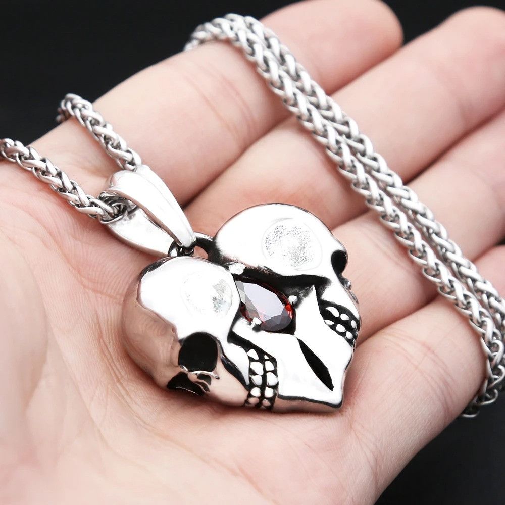 Other Vintage Love Heart Skull Red Gemstone Pendant Necklace Size ONE SIZE - 1 Thumbnail