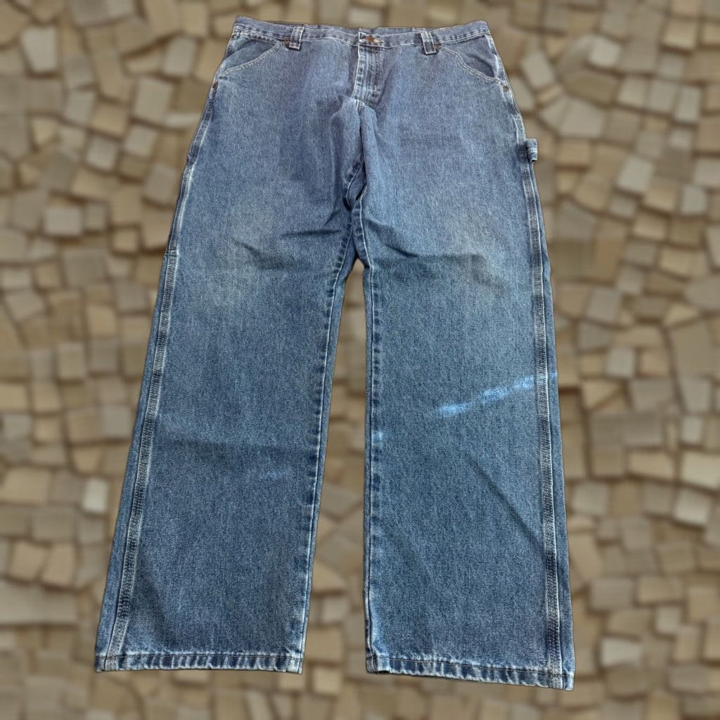 Wrangler Wrangler Jeans, Men’s 38x32, Blue Denim, Straight Leg, 5-Pocket Design, Regular Fit, All Season, Machine Washable, Zip Closure, Cotton, Denim Clothing Size US 38 / EU 54 - 1 Thumbnail