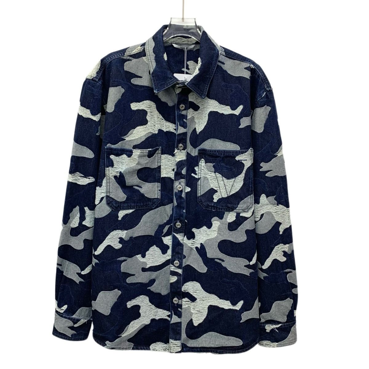 Valentino Valentino Dark Blue Camouflage Long Sleeve Denim Shirt K26WX Size US L / EU 52-54 / 3 - 1 Thumbnail