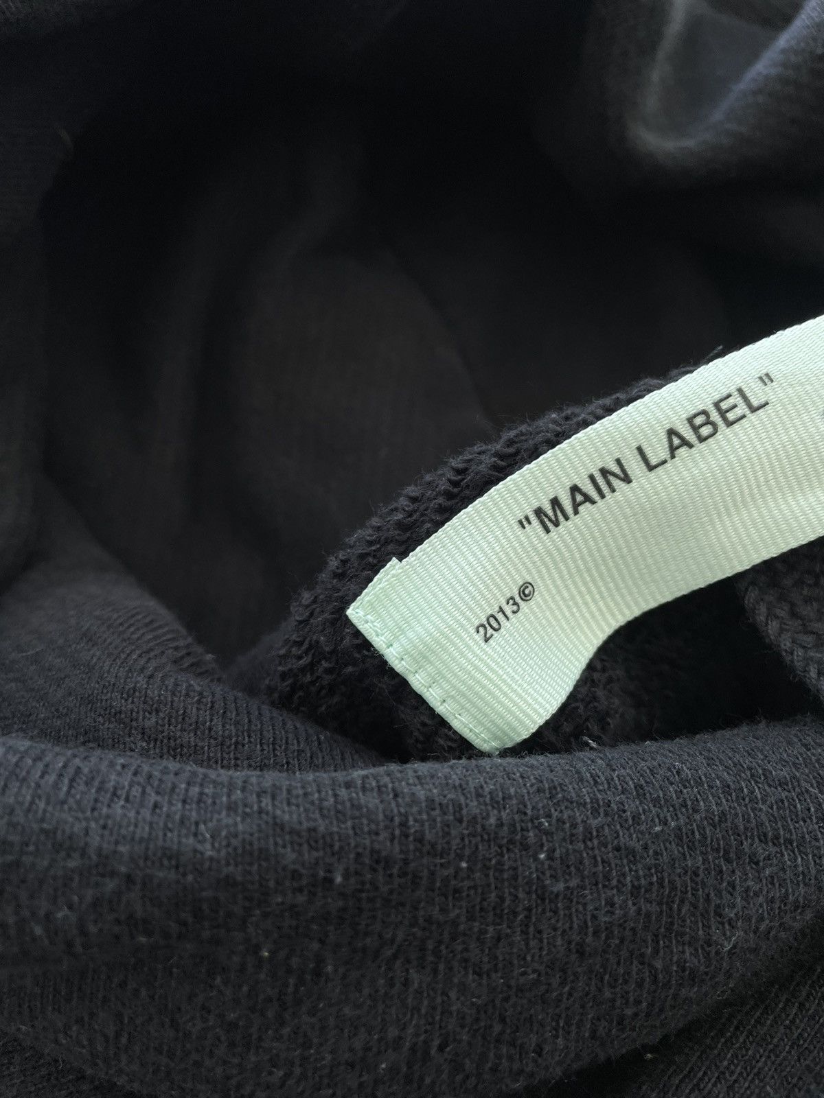 Off-White Off-White Kiss Over Hooded Size US M / EU 48-50 / 2 - 13 Thumbnail