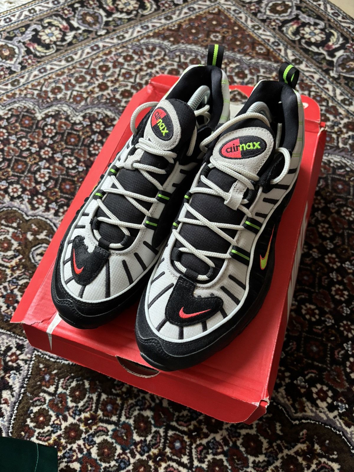Nike Nike Air Max — Black/White/Volt Size US 8.5 / EU 41-42 - 1 Thumbnail