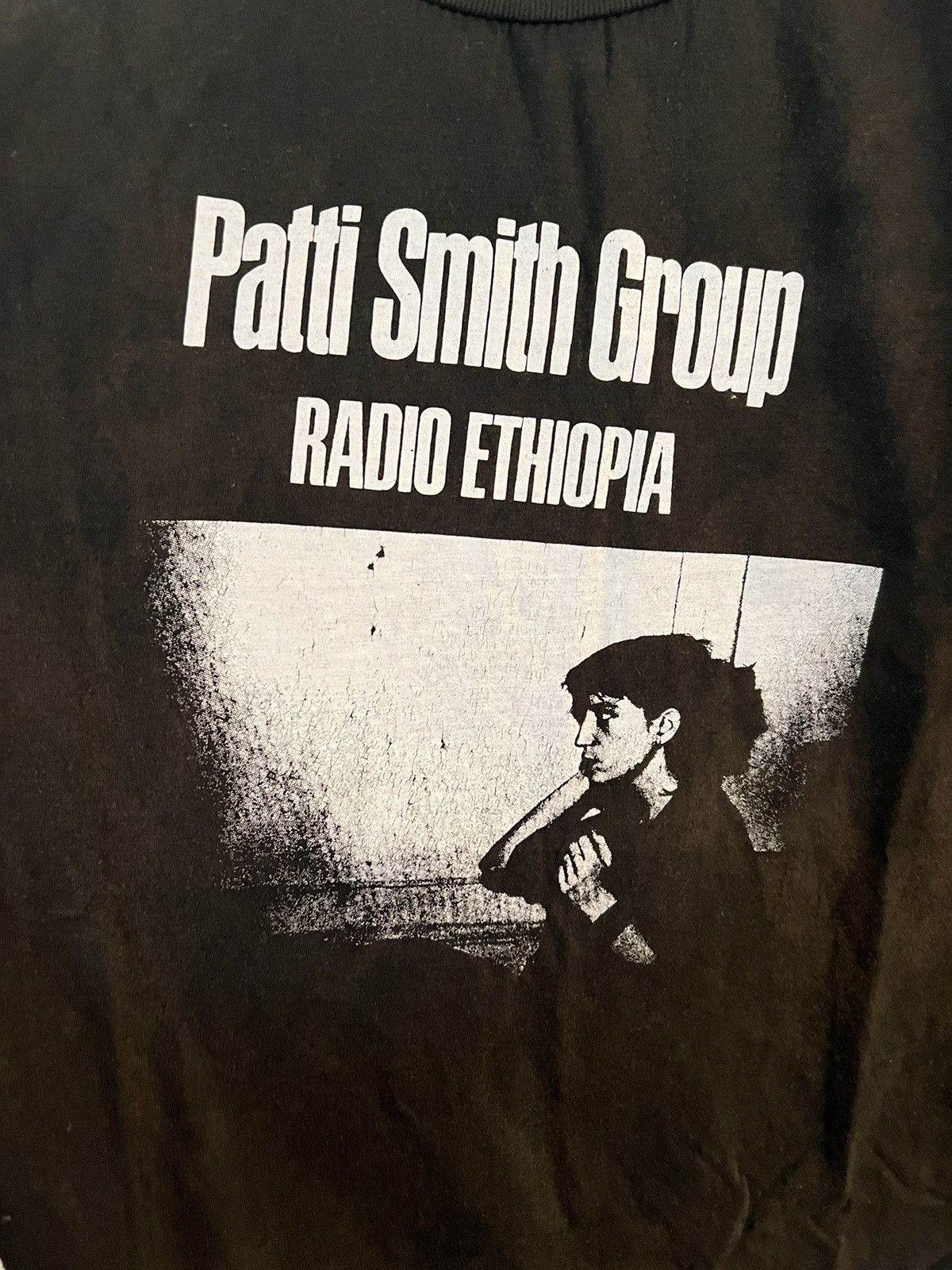 Vintage Vintage Patti Smith Radio Ethiopia Tshirt Size US S / EU 44-46 / 1 - 2 Thumbnail
