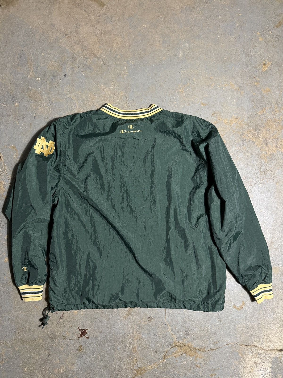 Champion Vintage Champion Notre Dame Windbreaker Crewneck Size US L / EU 52-54 / 3 - 7 Thumbnail