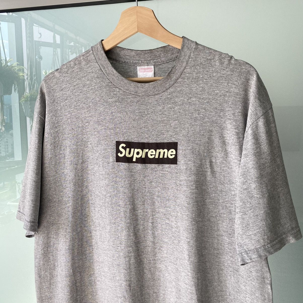 Supreme Vintage Supreme Box Logo OG Grail ERD GRUNGE THRASHED TSHIRT Size US L / EU 52-54 / 3 - 2 Thumbnail