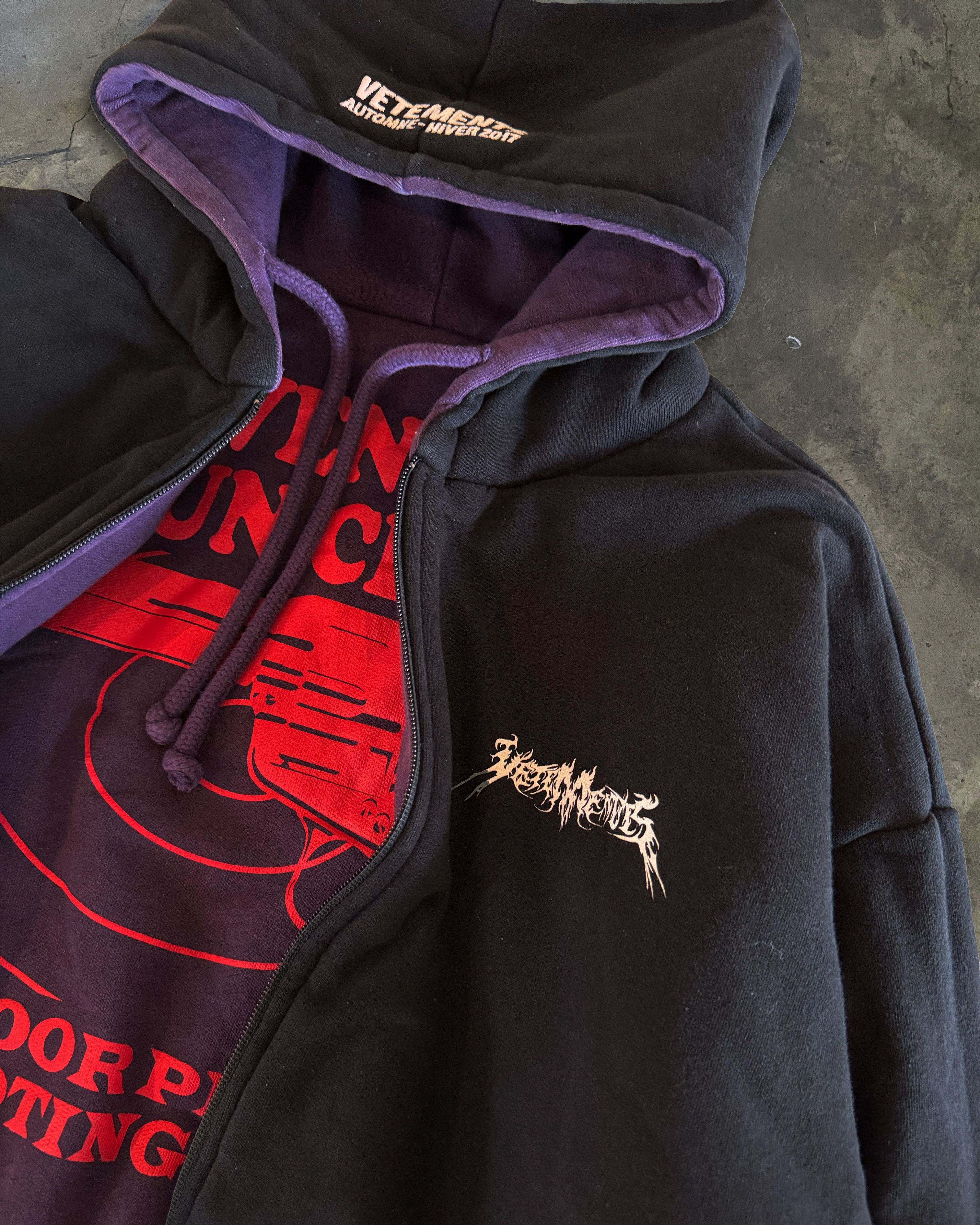 Vetements VETEMENTS AW2017 TFD/11 INCH GUN CLUB REVERSIBLE HOODIE Size US M / EU 48-50 / 2 - 2 Thumbnail