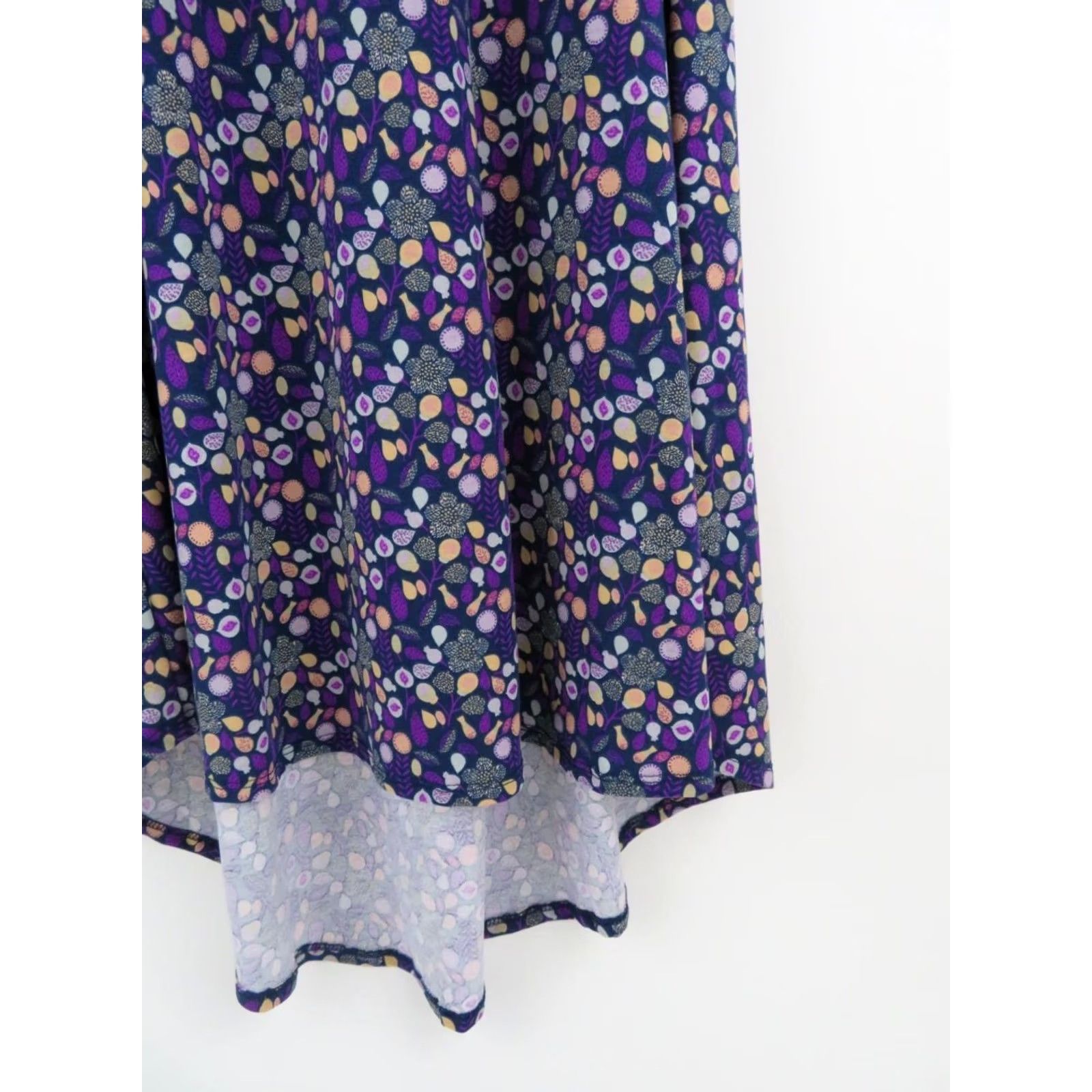 Vintage VINTAGE LuLaRoe Women's Floral Carly Dress XXS Purple Blue Swing High Low Flowers EUC Size XXS / US 00 / IT 34 - 3 Thumbnail