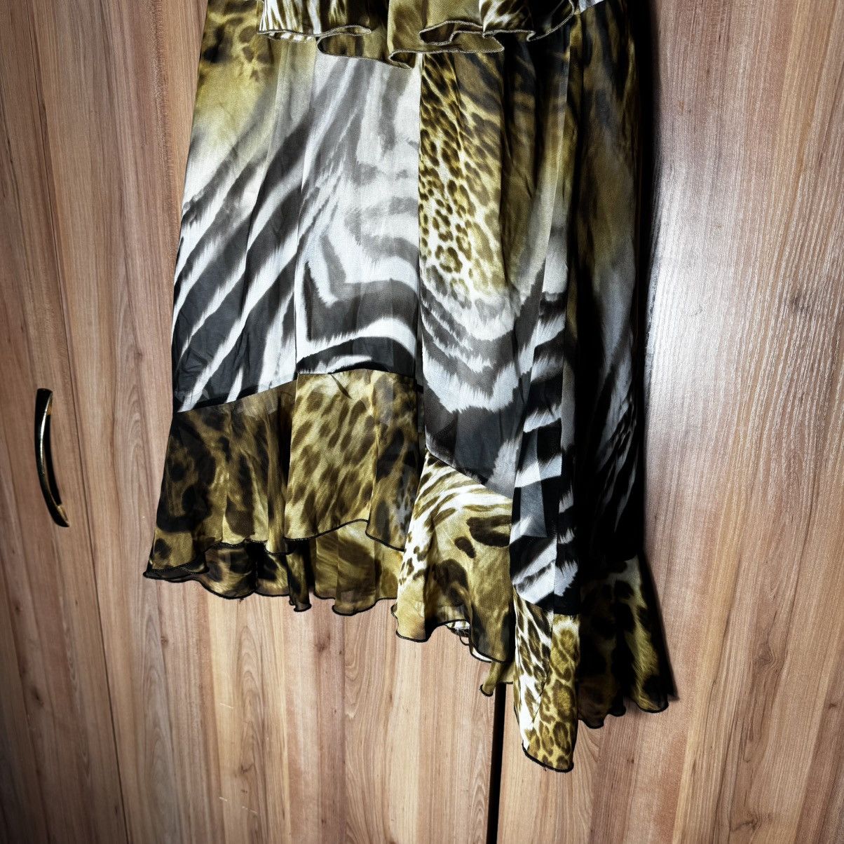 Roberto Cavalli luxury asymmetric roberto cavalli midi dress tiger pattern Size M / US 6-8 / IT 42-44 - 3 Thumbnail