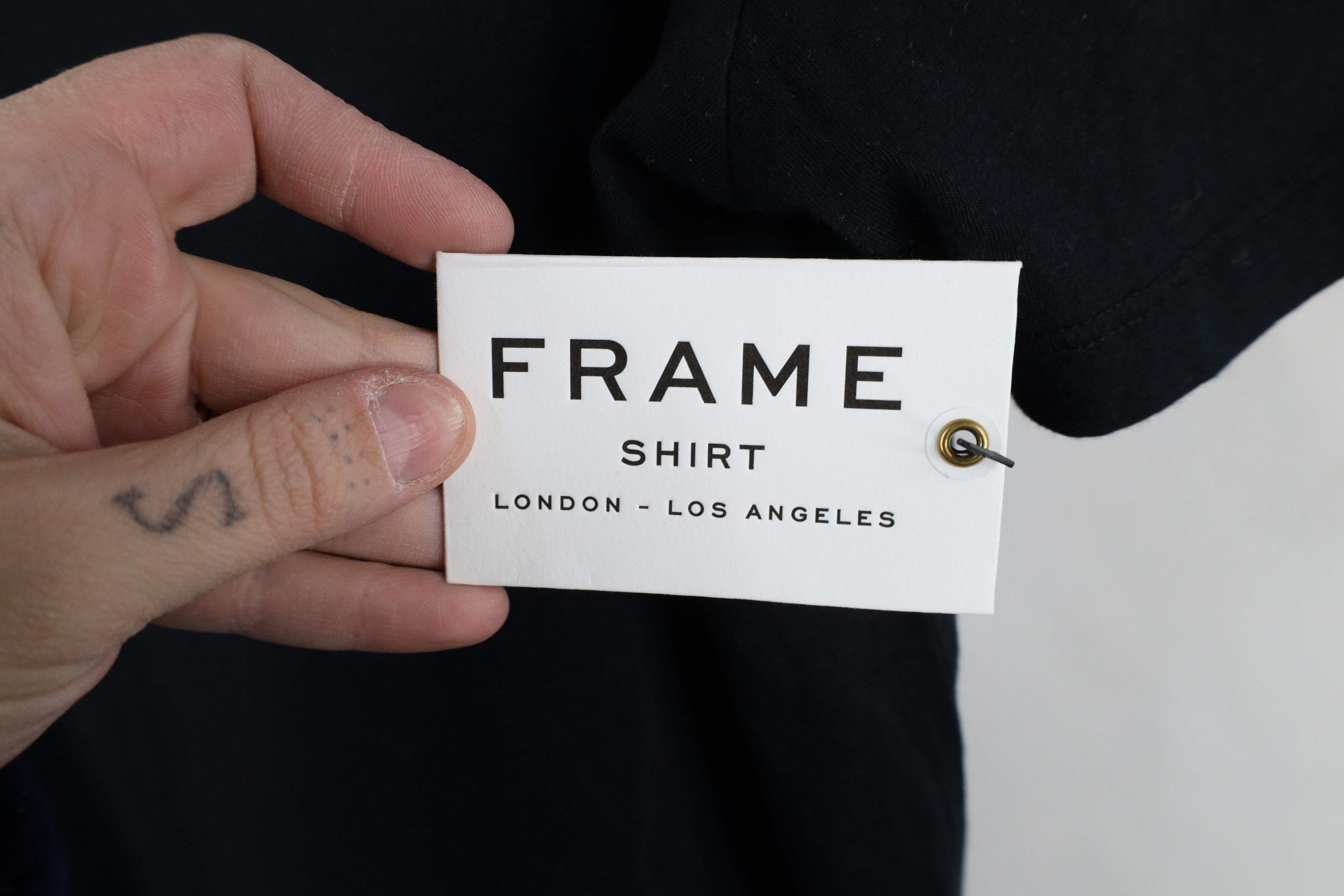 Frame × Vintage New Frame Denim Cotton Short Sleeve V-Neck T-Shirt Black Size US L / EU 52-54 / 3 - 4 Thumbnail
